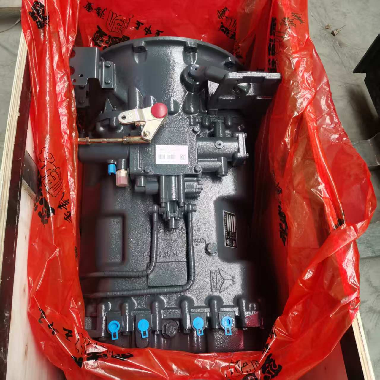 HW19712变速箱 12档 价格面议