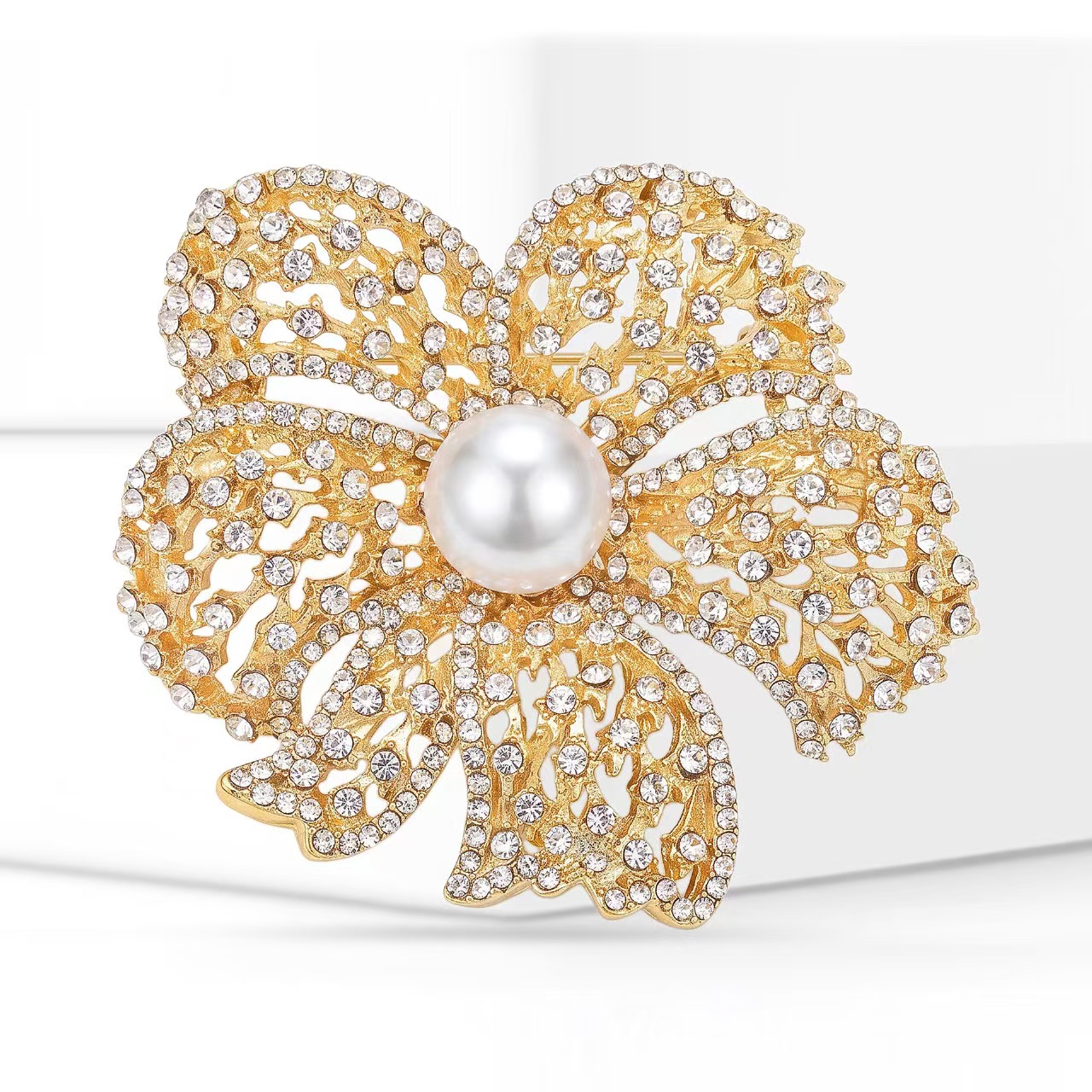 New retro water diamond note brooch, versatile and fashionable lapel pin brooch, unisex suit pin accessory 124800786 details Picture