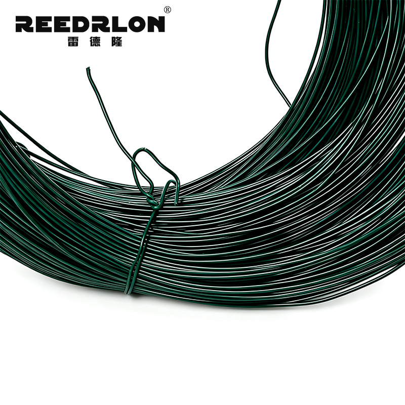 The plastic-coated wire is wrapped with plastic wire, PE iron wire and plastic-coated wire in green Specification image