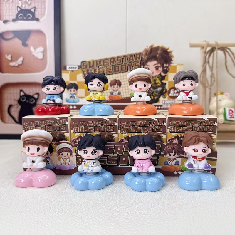 The new star boy Zhuanzhuan Le blind box features a high level of appearance, desktop decoration, small ornaments and trendy figurines