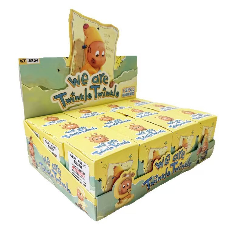و "ديي" الجديدة المكفوفين "تلعب بالأشياء الصغيرة على سطح المكتب Item Picture