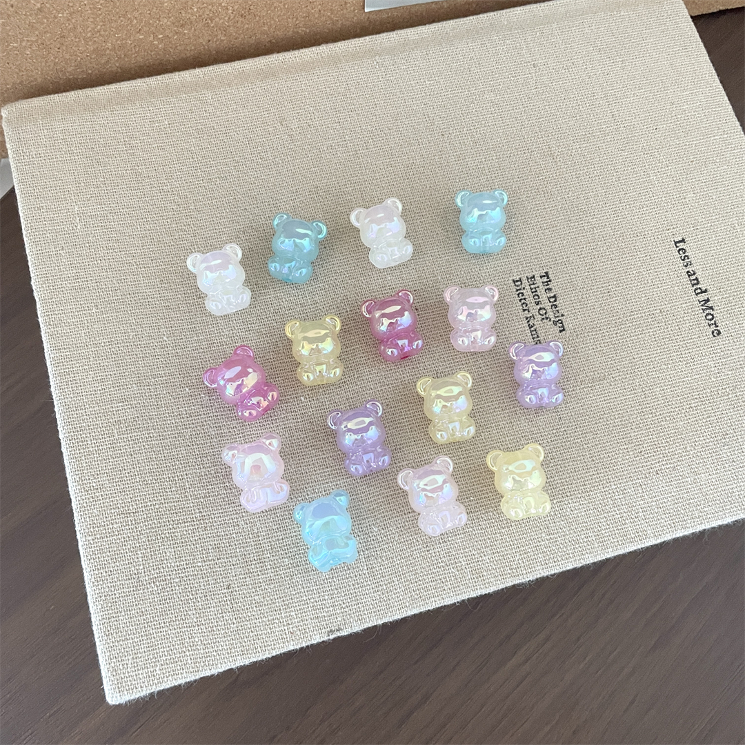 Acrylic jelly UV color cartoon bear beads, straight hole loose beads, diy hair rope bracelet, beaded jewelry accessories Application Scenario