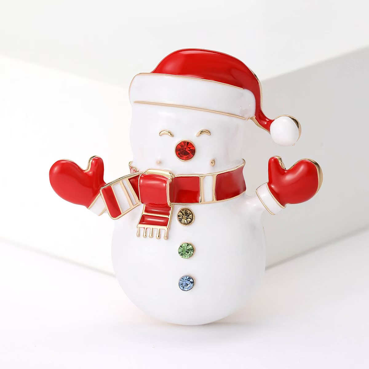 European and American alloy enamel oil drip Christmas snowman brooch, simple, fashionable and creative Christmas festival clothing collar pin