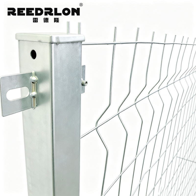Hot dip galvanized double side fence net Application Scenario
