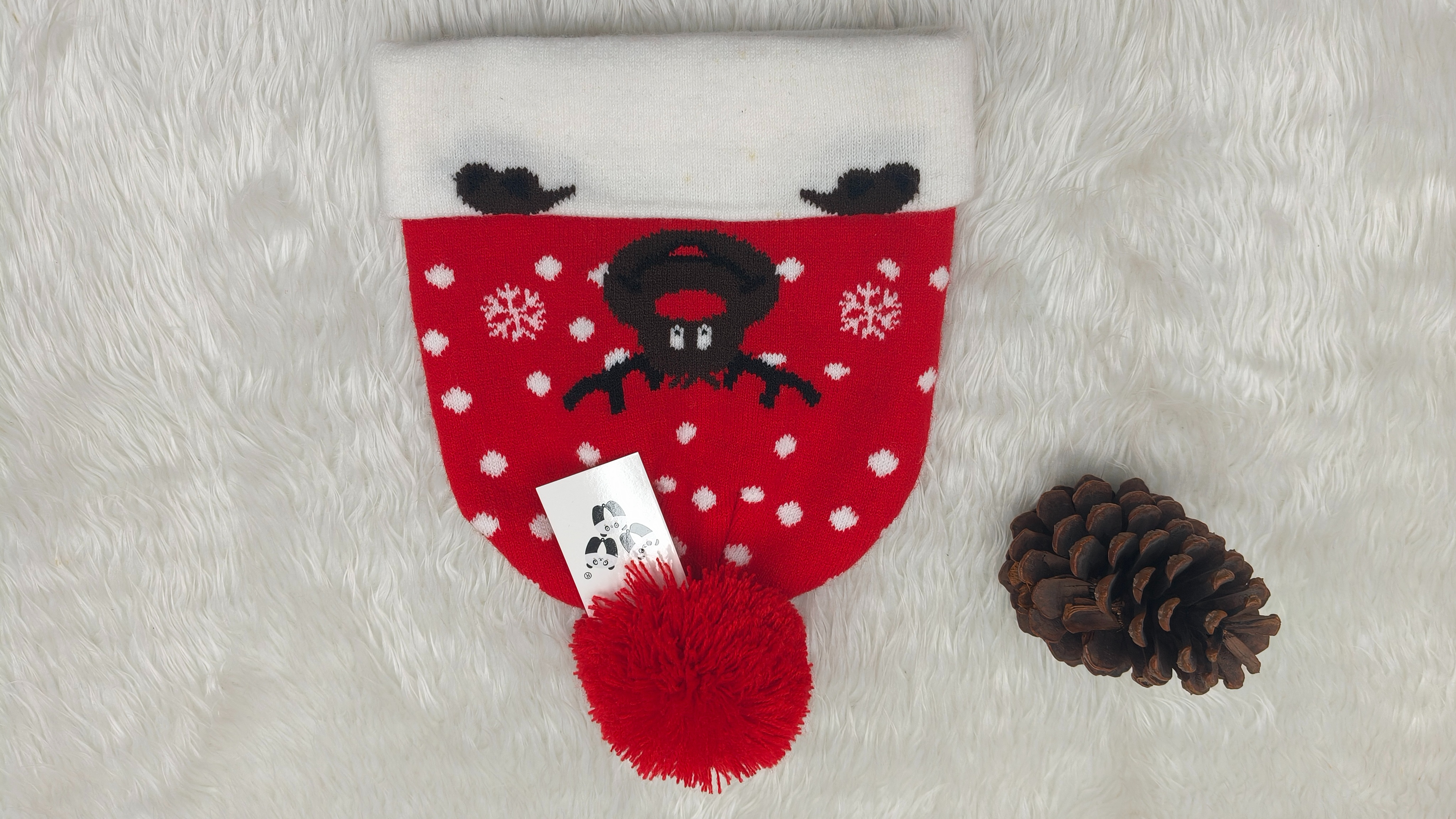 Black Christmas hat, reindeer chimney pattern, golden star snowflake embroidery, pinecone decoration, Christmas outfit items, Christmas hat, Christmas Specification image