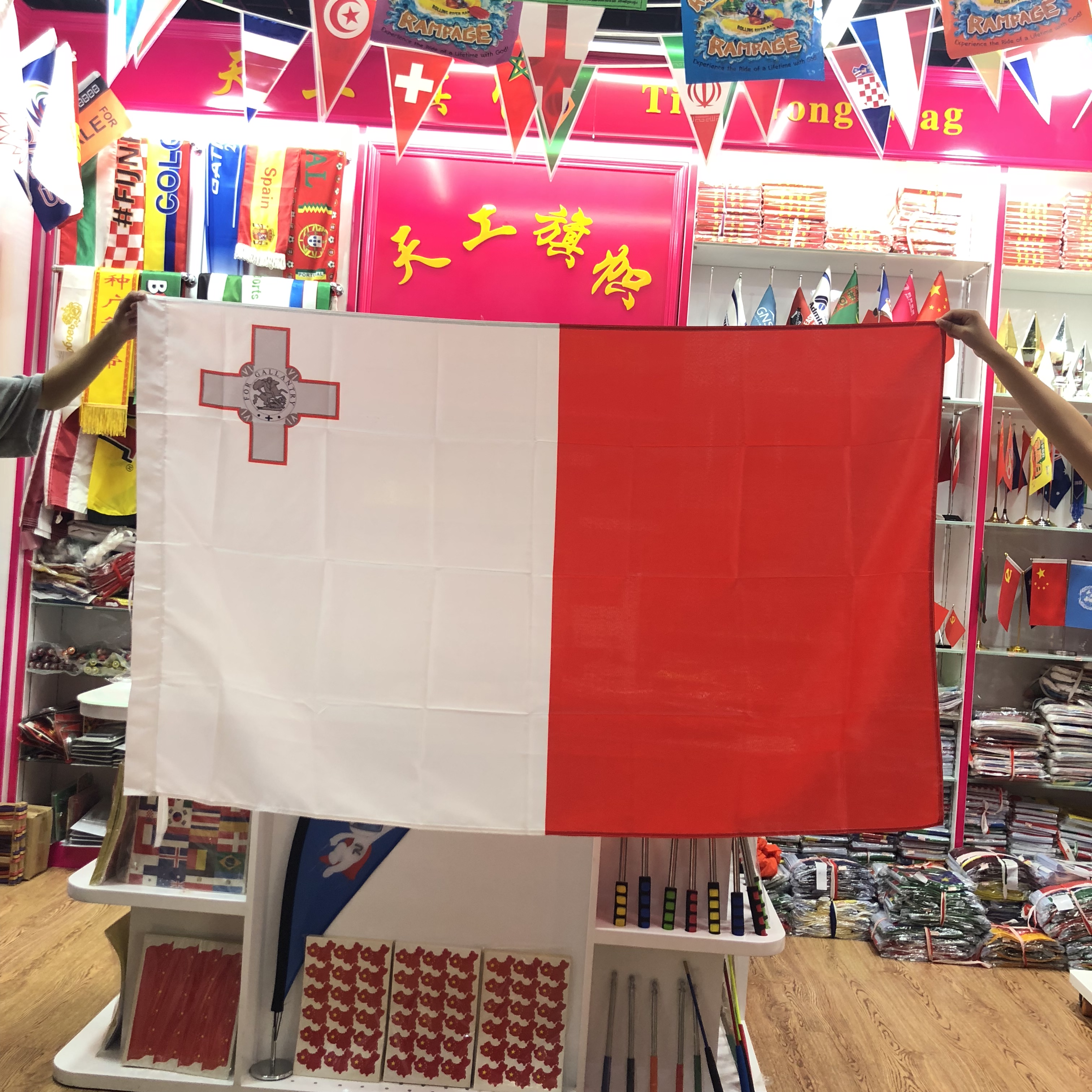 No. 4 150X90cm Liechtenstein large flag, flags from all over the world in stock, custom-made flags of various sizes Application Scenario