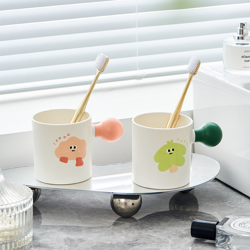 【CL】26Q3#0549 INS mouthwash Cup Cartoon bread pattern White mouthwash cup water drop decoration beige spherical handle Golden toothbrush set details Picture