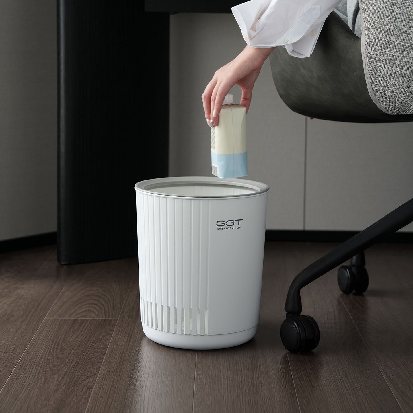 【CL】26Q2#6426 Pressure ring Trash can, white minimalist iron storage cabinet, multi-functional storage cabinet, outdoor feeding table, organizing cabinet, household storage box Item Picture