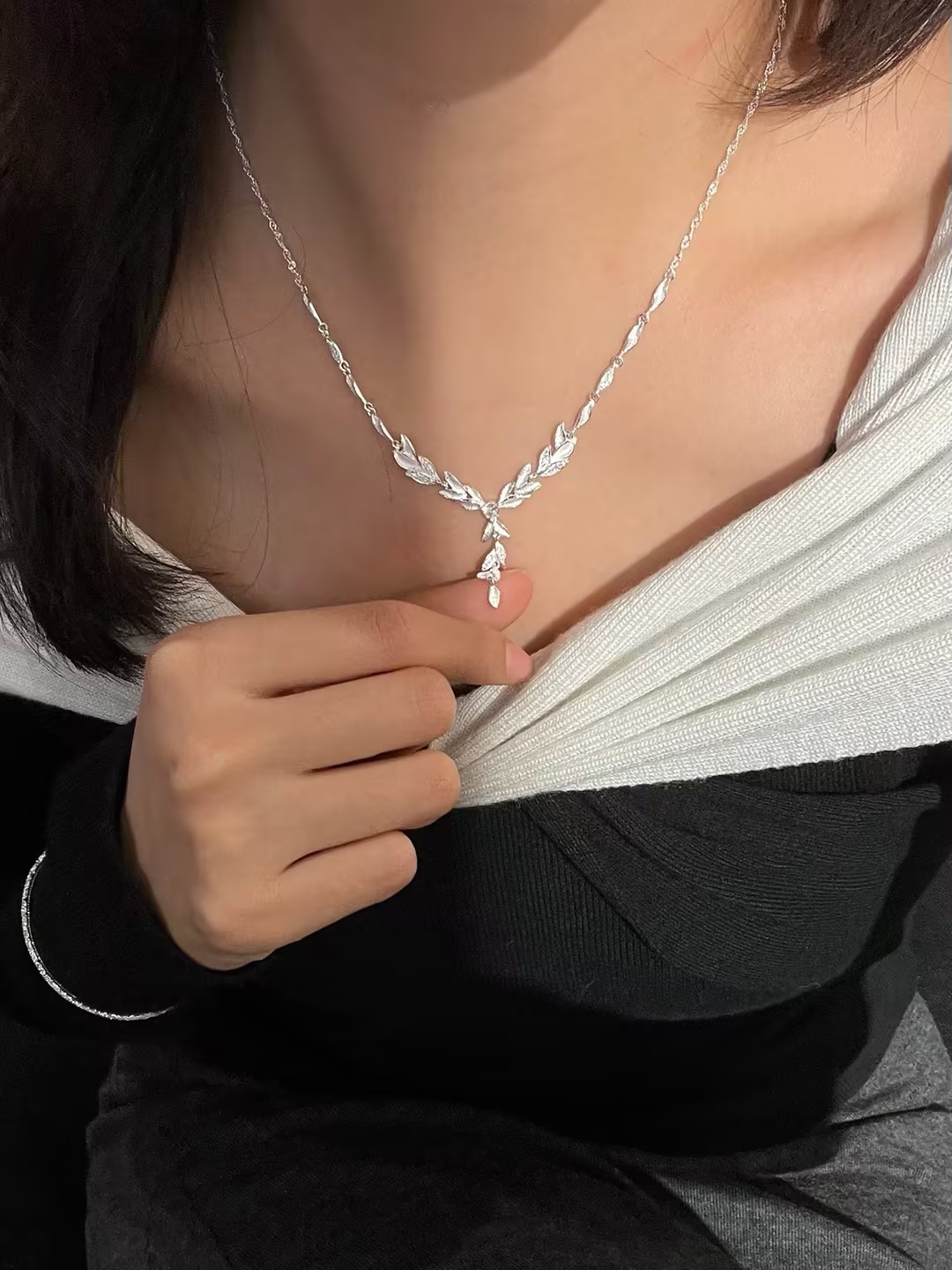 S925 sterling silver silver leaf women's necklace