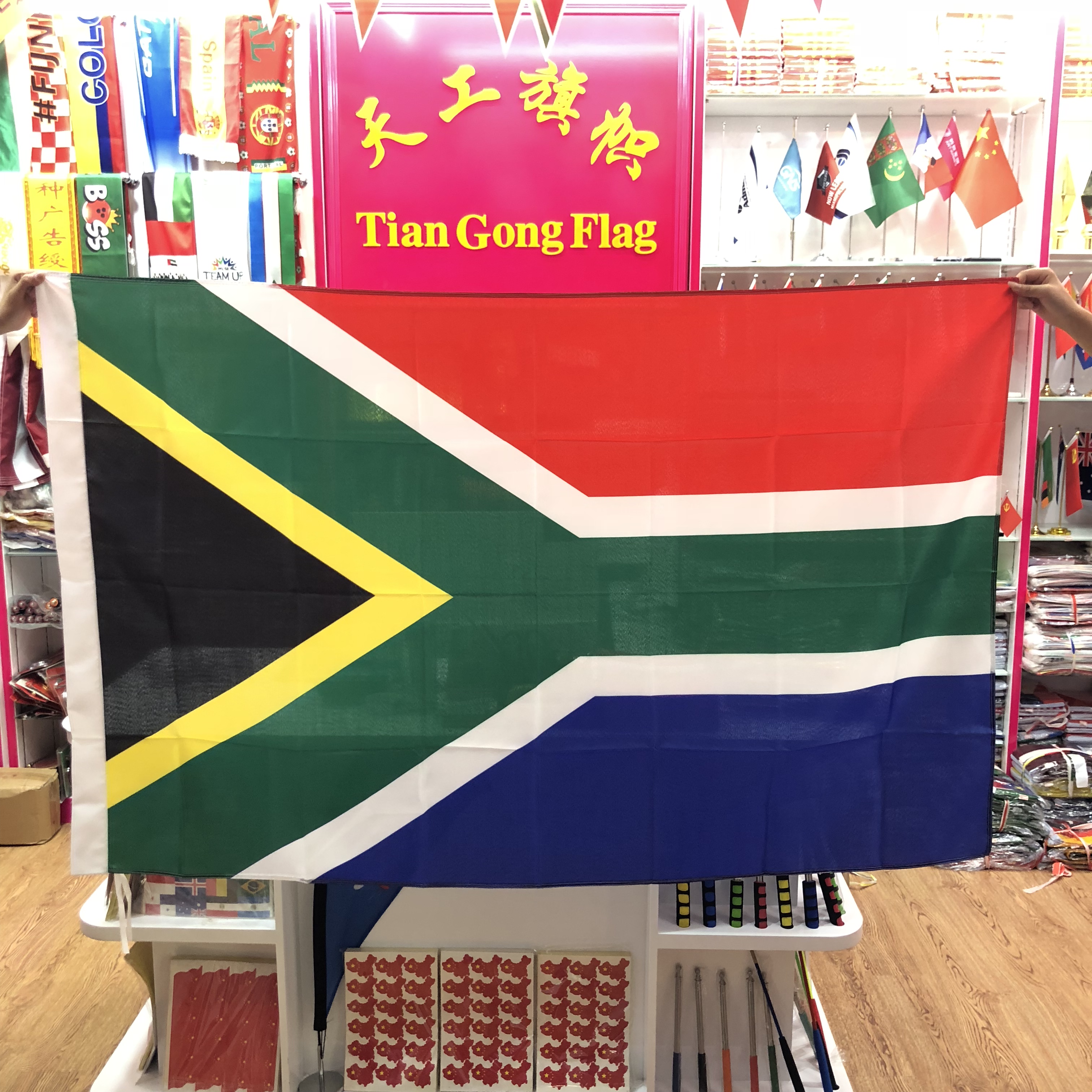 No. 4 Namibian flag, 150X90cm. Flags of all countries around the world are available in stock and custom-made in various sizes details Picture
