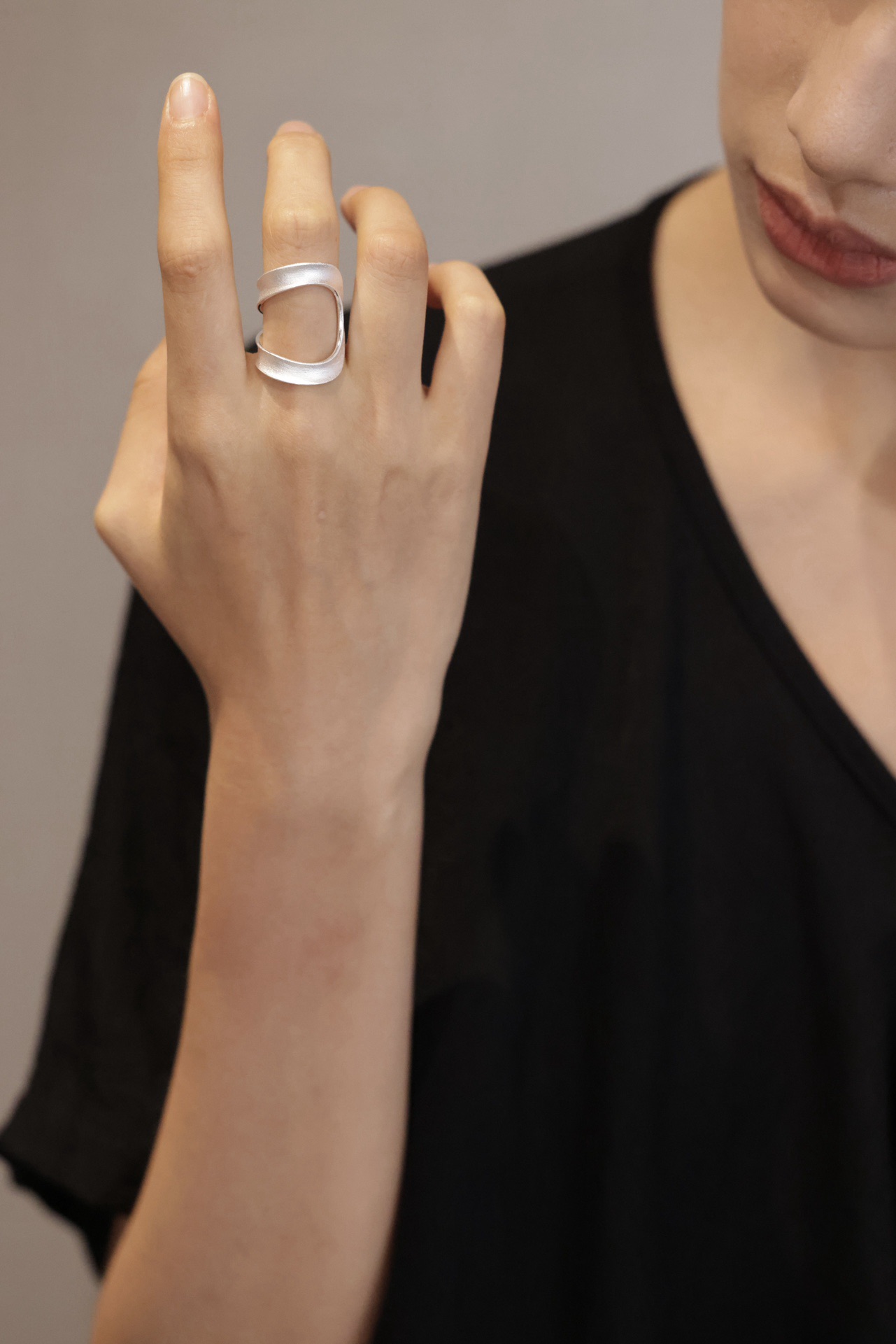 S925 anillo de plata esterlina mate mate Application Scenario