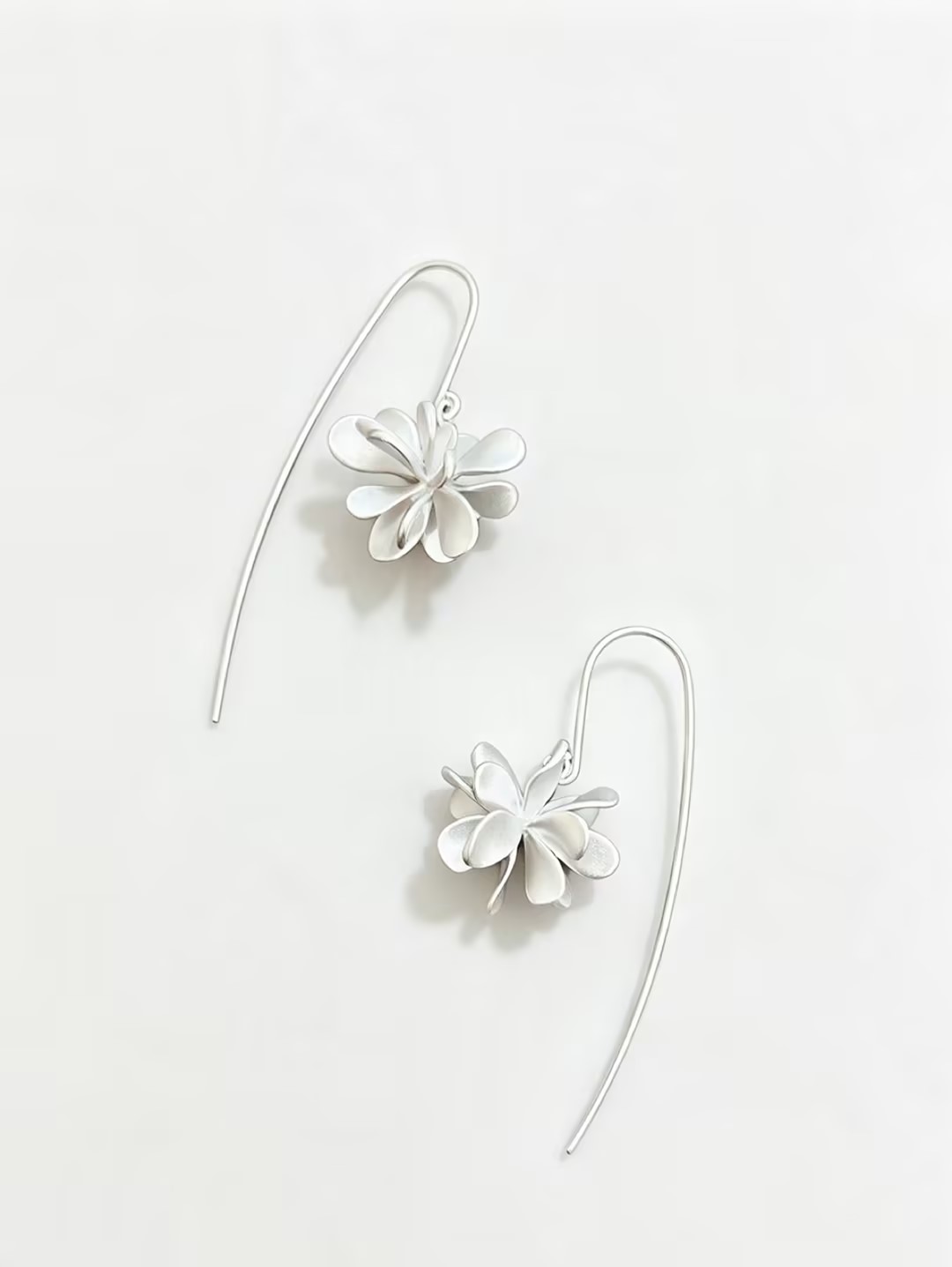 S925 pure silver frosted multi-layer silver flower long ear hook Application Scenario