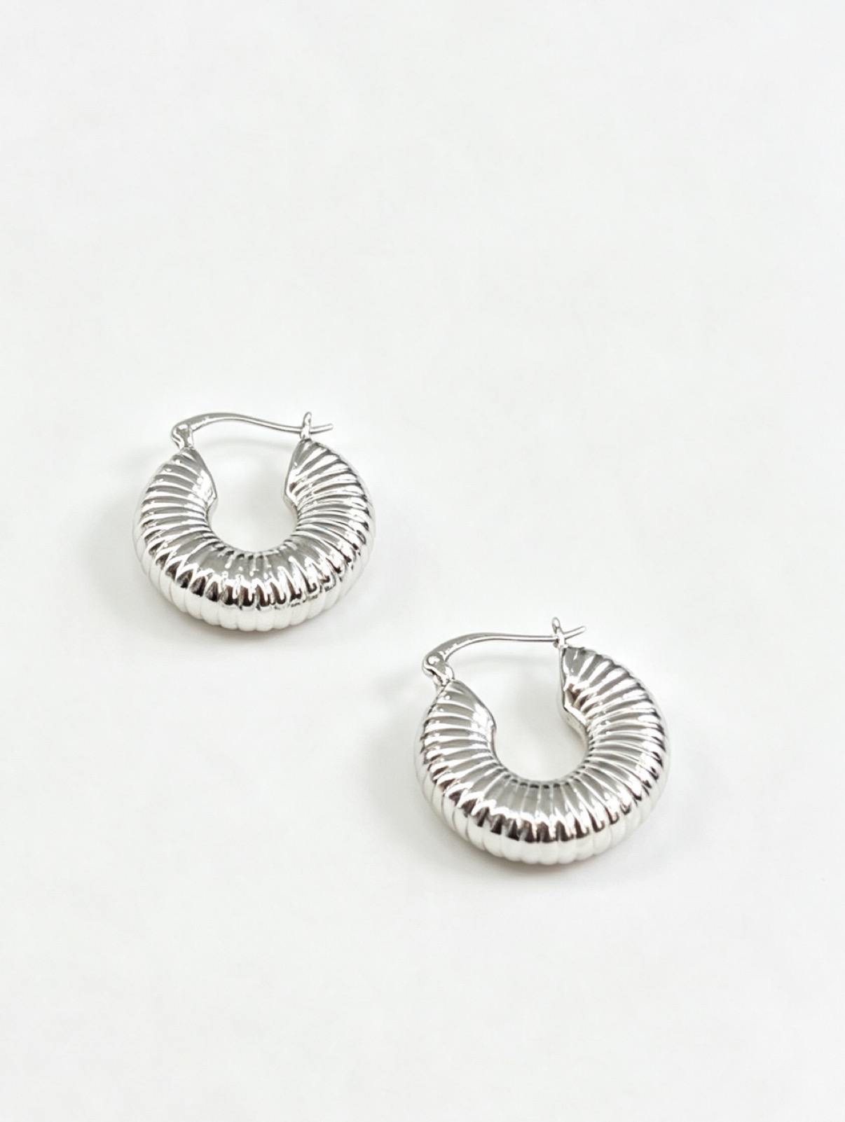 S925 plata de ley textura rayas fat loop pendientes Application Scenario