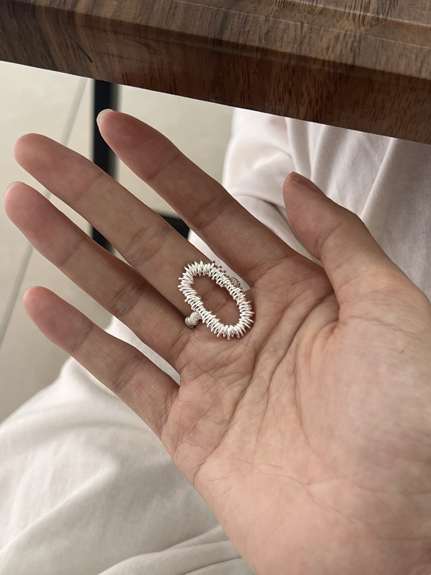S925 sterling silver spiral silver wire interwoven elliptical outline ring details Picture
