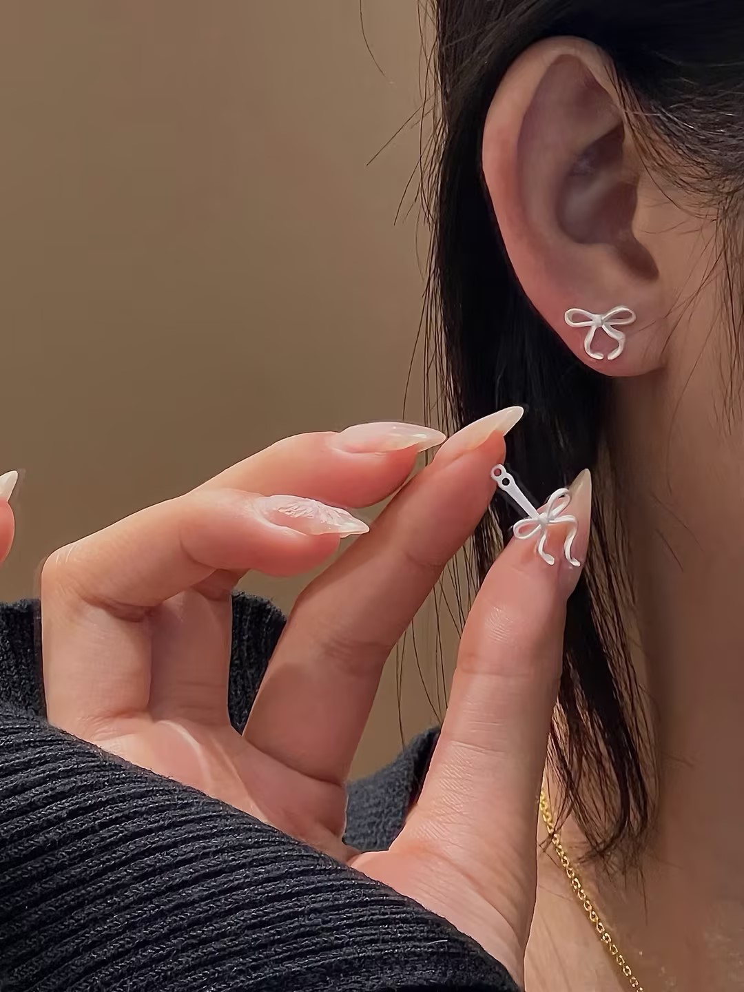 S925 قطعة من فضية صافية من الآذان الأقراط details Picture