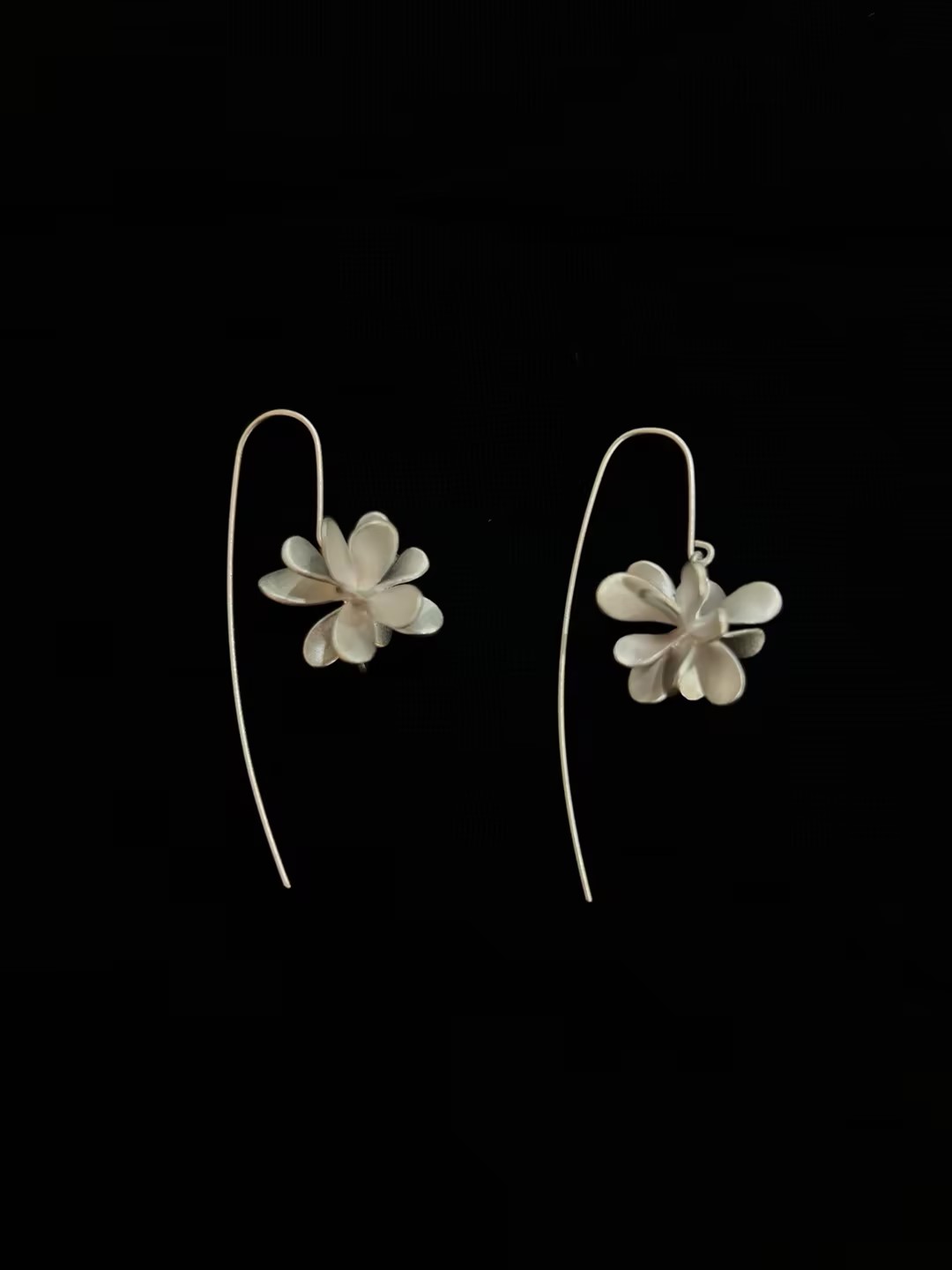 S925 pure silver frosted multi-layer silver flower long ear hook Specification image