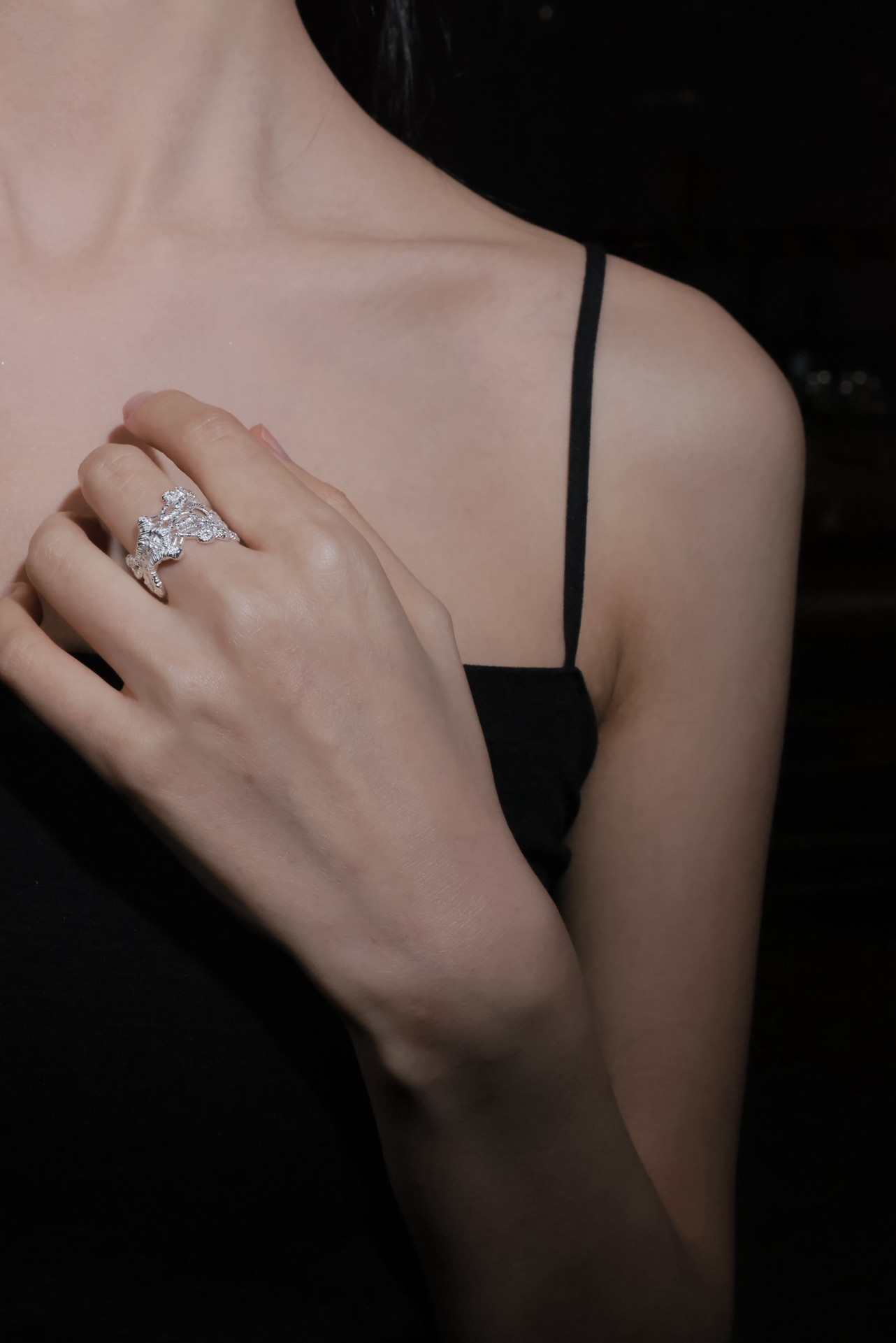 S925 sterling silver retro lace cutout ring Specification image