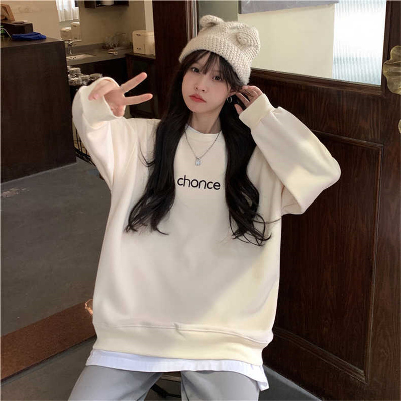 Hong Kong-style retro letter-printed sweatshirts for women in autumn and winter, new Korean style couple loose long-sleeved sweatshirt trend