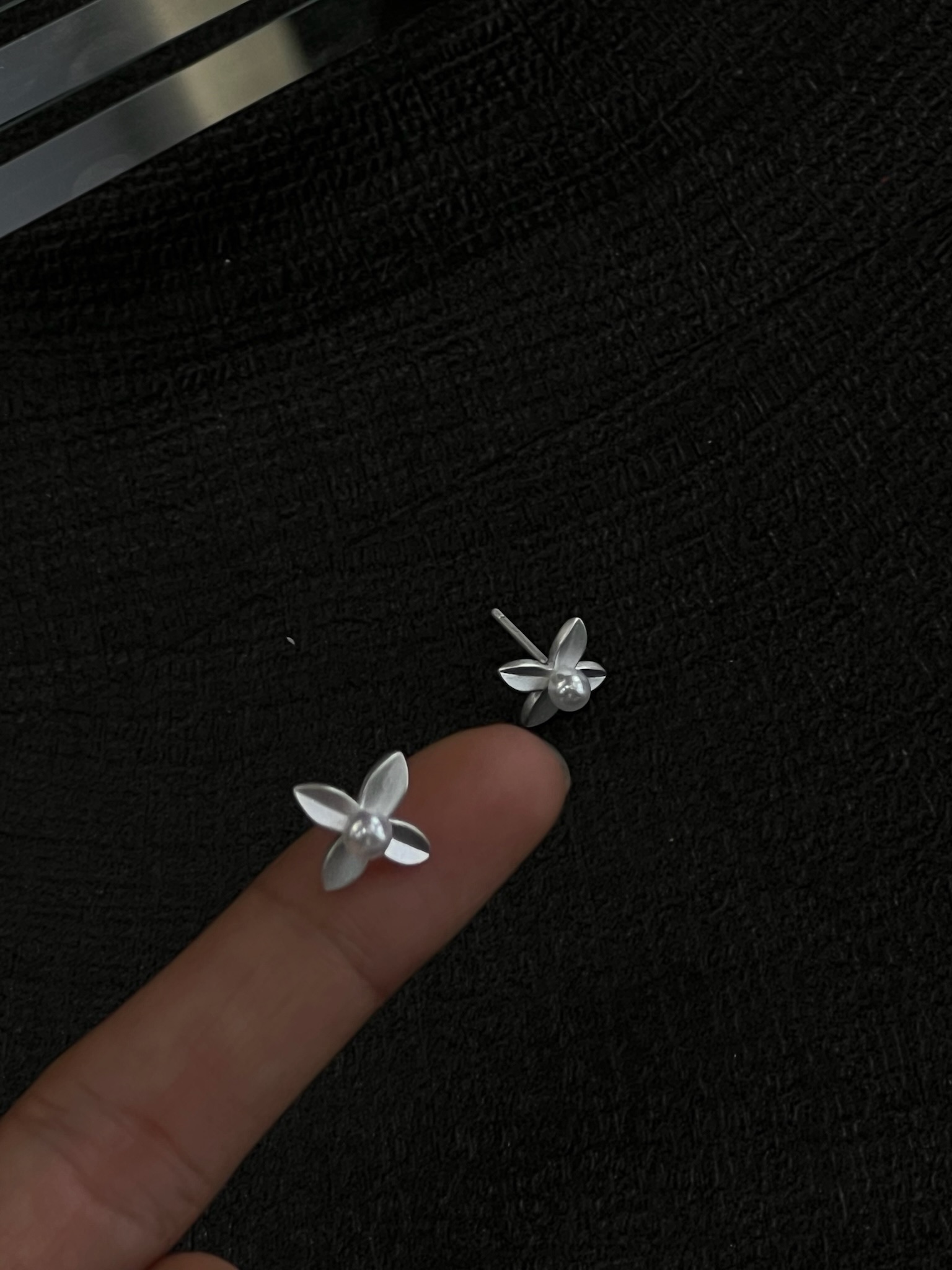 S925 sterling silver four-petal small flower pearl stud earrings