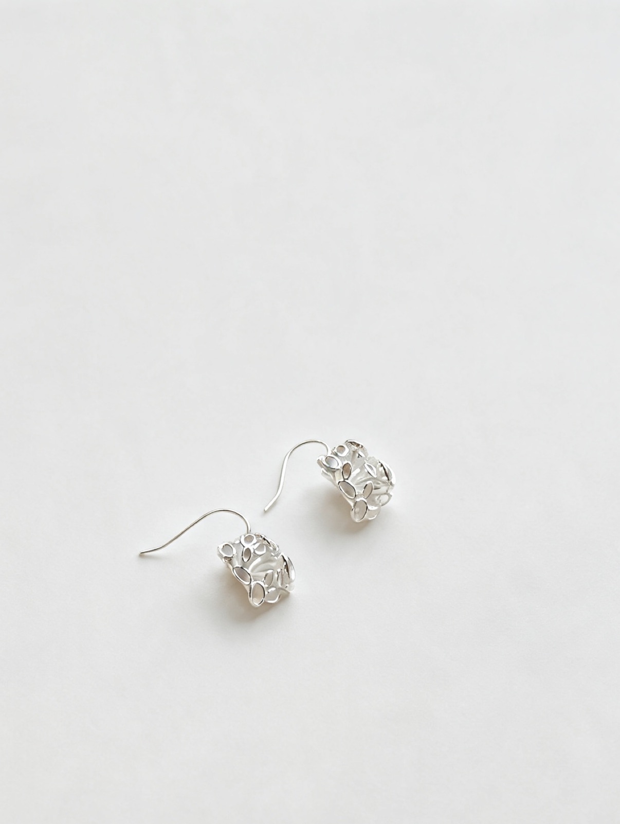 Pendientes S925 plata de ley calado Application Scenario