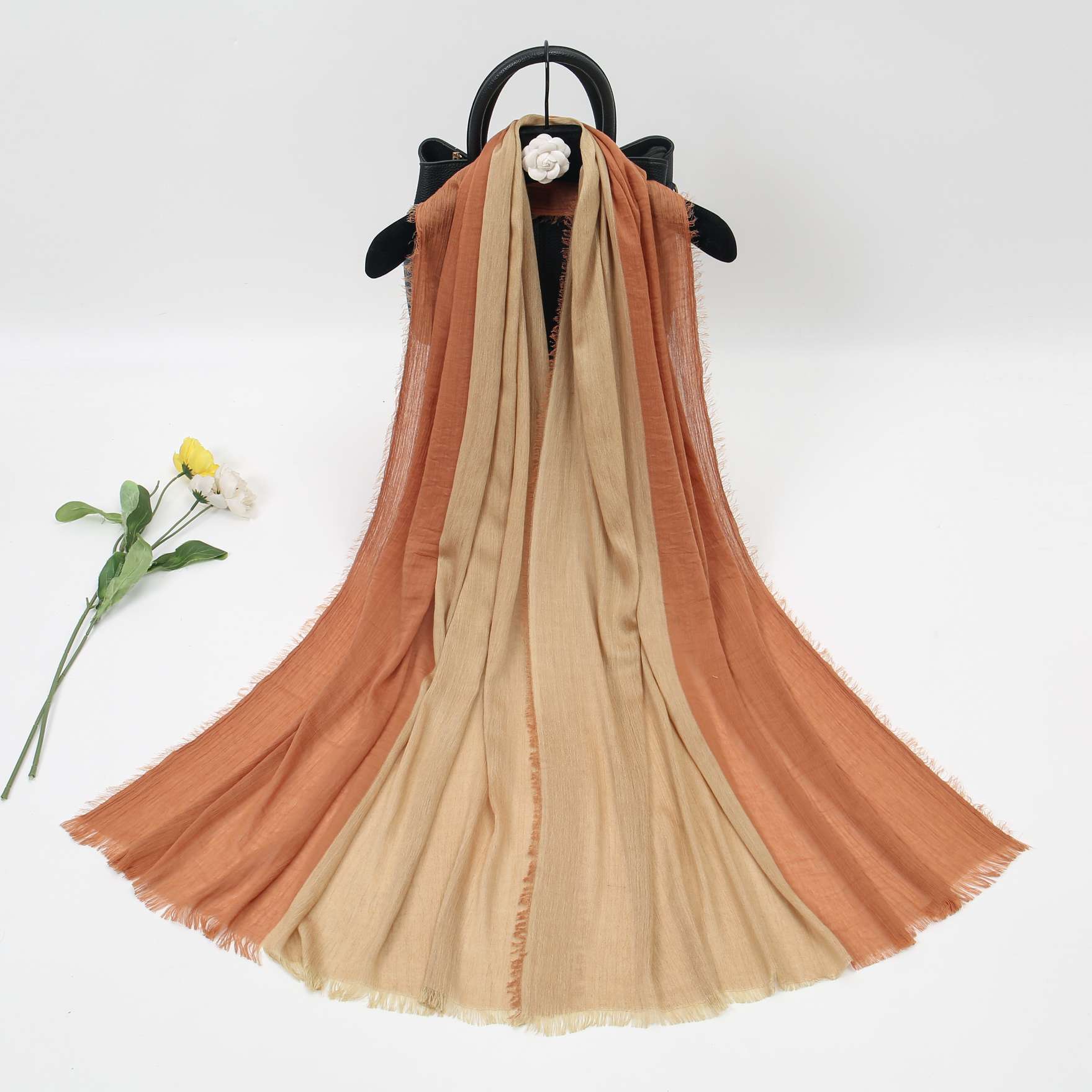Muslim headscarf, scarf, wool scarf Application Scenario