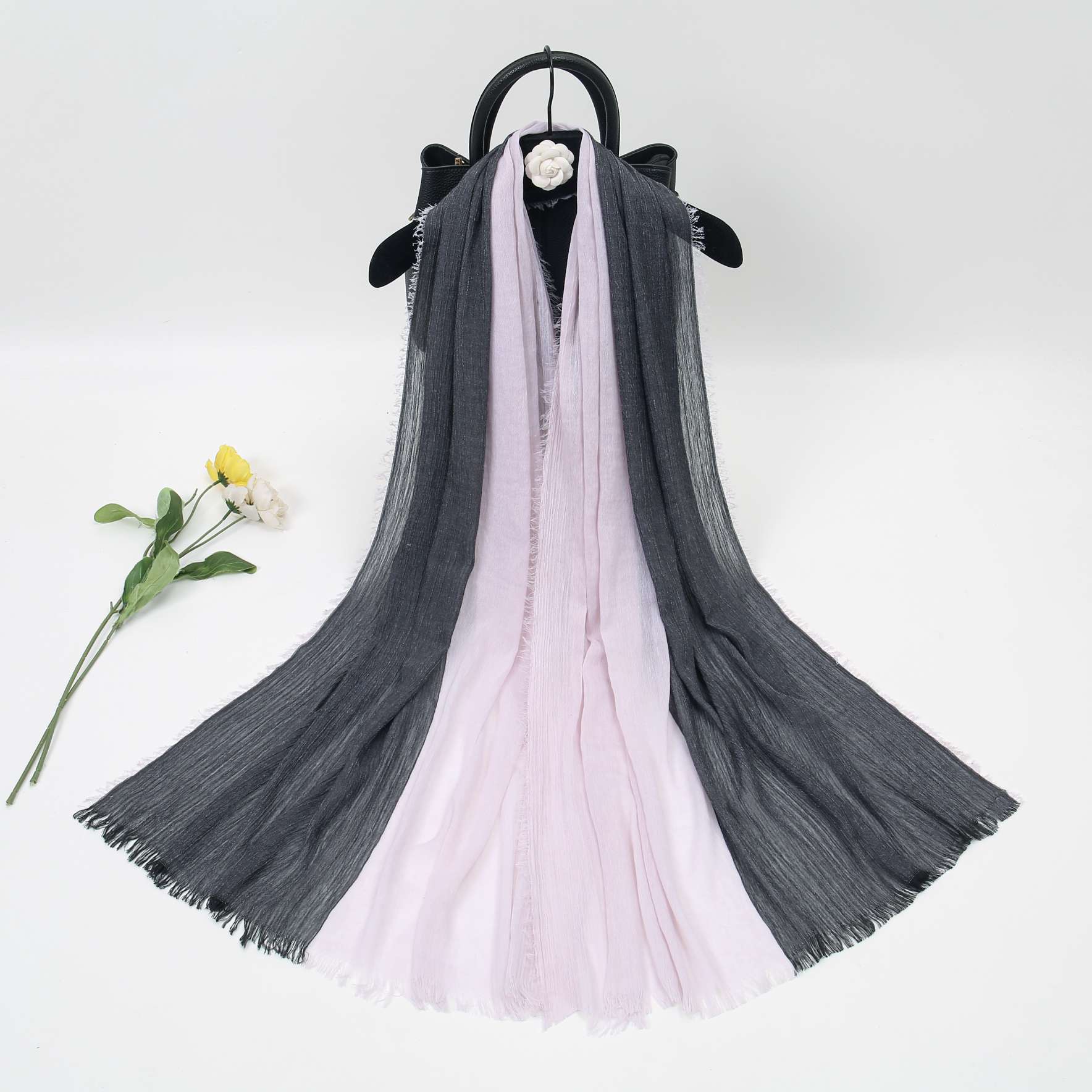 Muslim headscarf, scarf, wool scarf Specification image