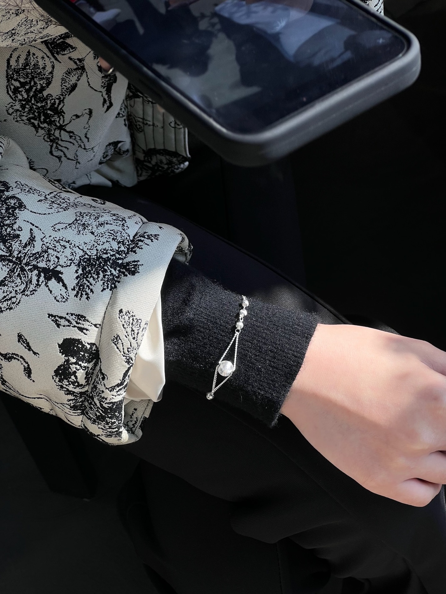 Pulsera S925 plata de ley plata cepillada Application Scenario