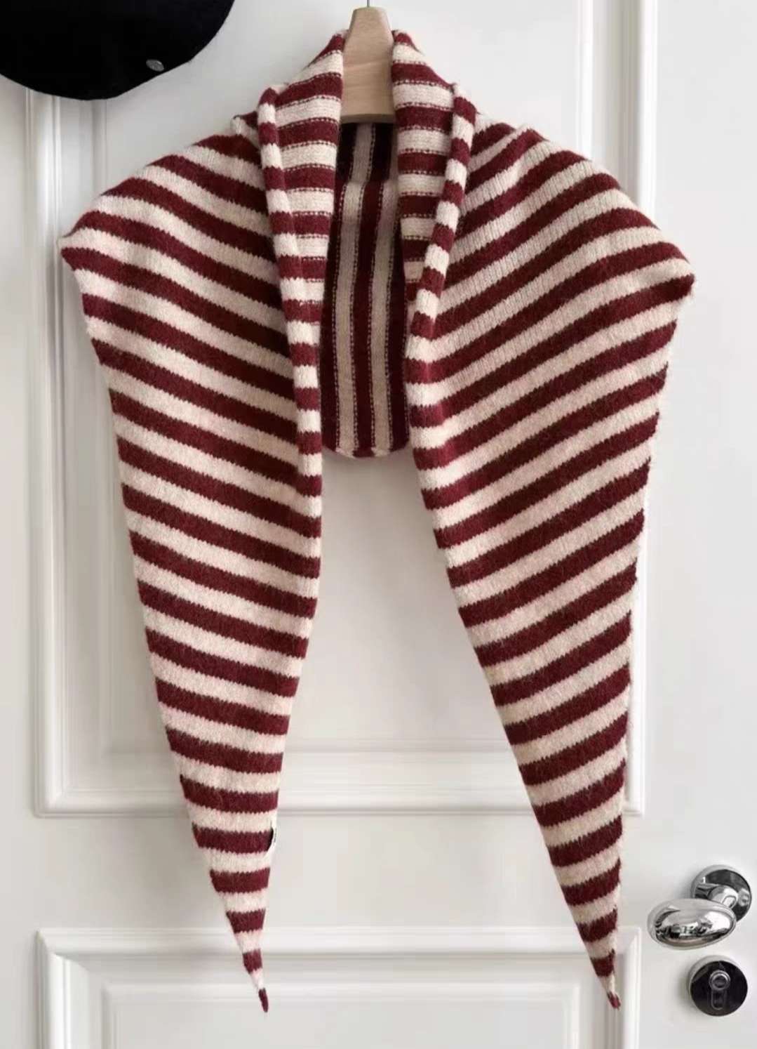 Custom-made shawls for women in autumn and winter detail image 2