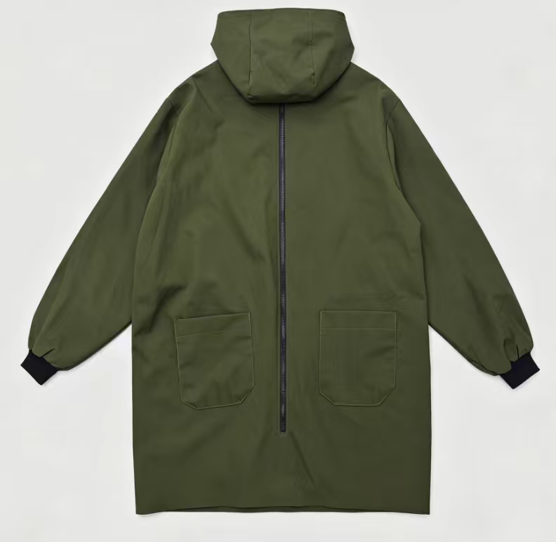 Military green hooded waterproof long cover-up with zipper opening and closing, double side pockets, adult kitchen cleaning, factory moving, dust-proof labor protection work clothes, military green hooded waterproof cover-up, long zipper dust-proof apron