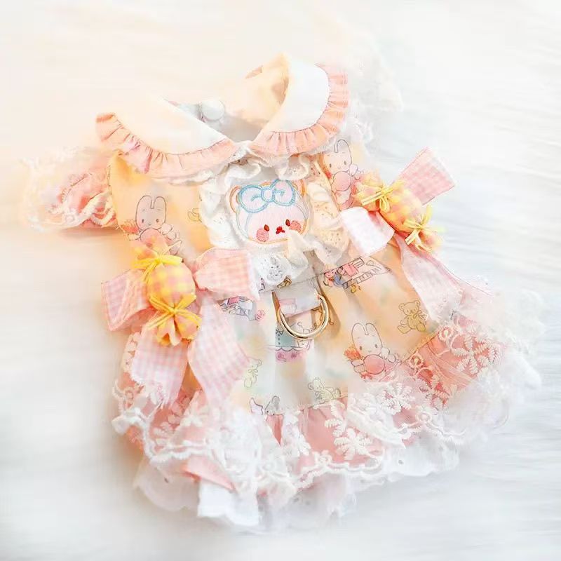 This sweet and beautiful checkered bow pet dress features an exquisite embroidered lace design that can be directly hung on a leash. It's a little dress for pets to wear Specification image