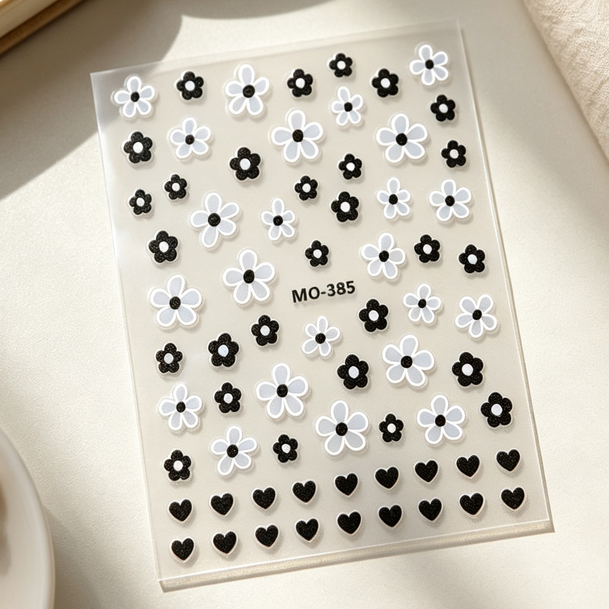 Black and white hand-painted small flower nail stickers, new embossed heart-shaped flower wearable nail sticker decoration, decorative sticker Specification image