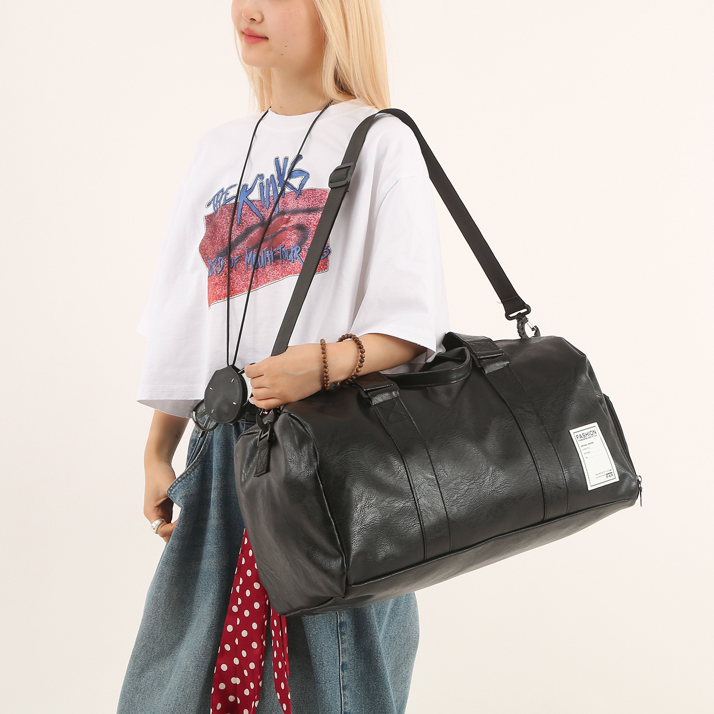 PU leather short-distance hand-held travel bags, luggage bags, sports bags, travel bags, large-capacity waterproof luggage bags detail image 3