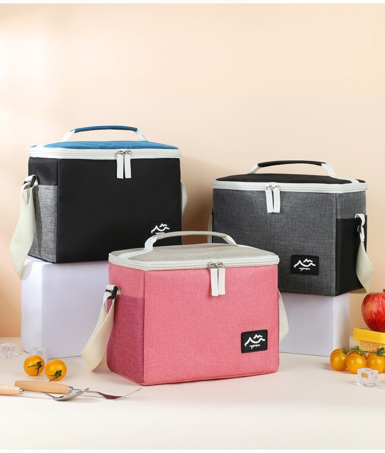Best-selling color-blocking ice packs, crossbody insulated bags, outdoor camping food preservation and ice preservation bento bags, thick lunch box bags detail image 6