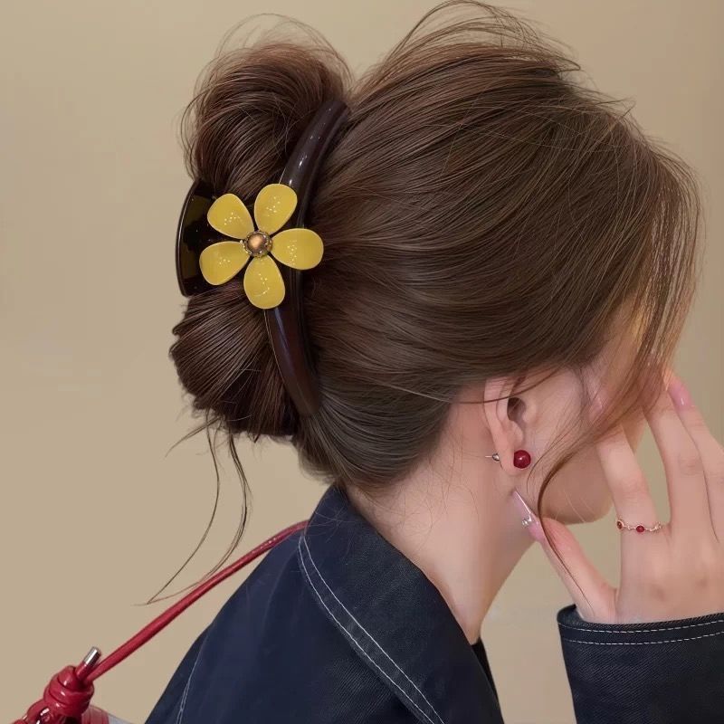 The little yellow flower in the story ~ Retro five-petal flower large Grabber, high-quality shark clip, hairpin 2026 Item Picture