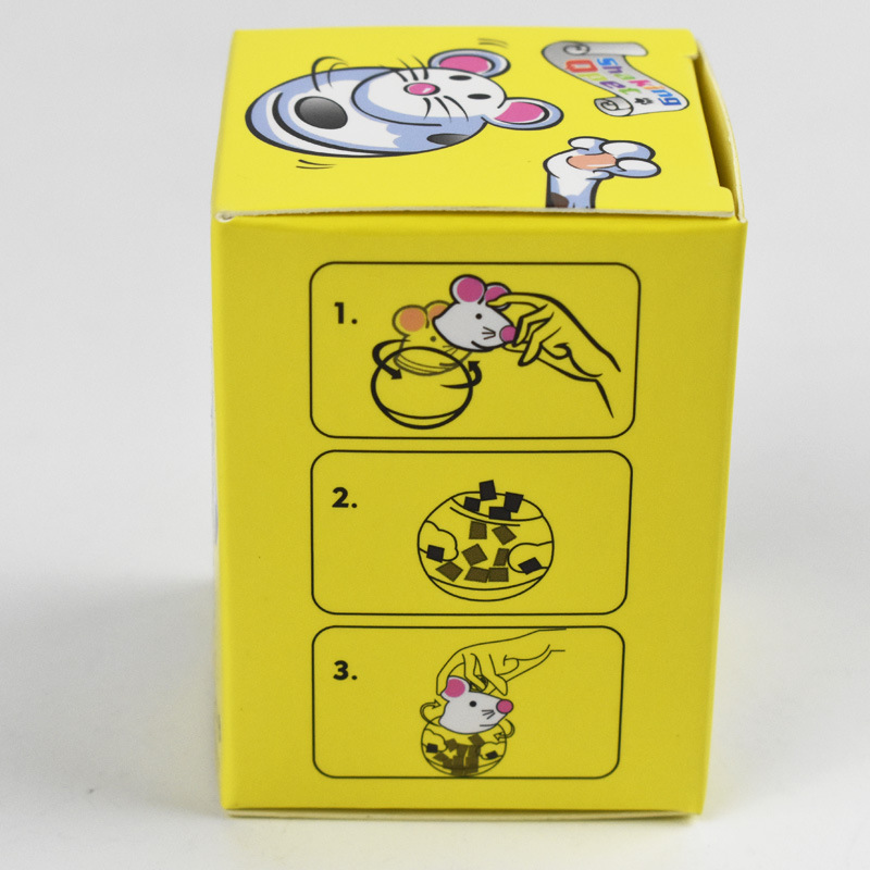 Dog food leak balls, amusing toys, cat and dog toppling dolls, time-killing pet food, slow food dispensers, pet supplies Application Scenario