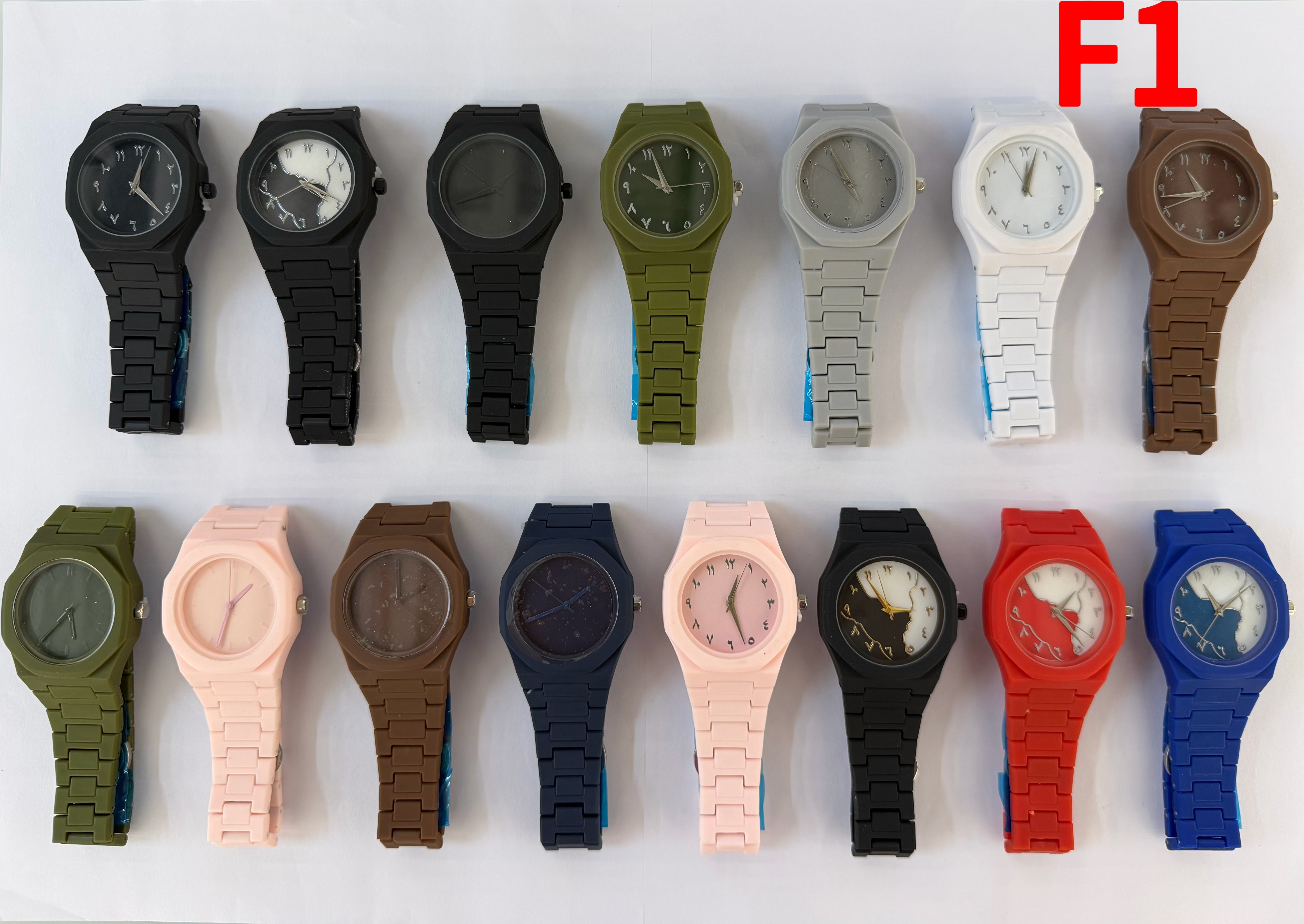 F1 moda touch watch caja de color embalaje diseño simple color dopamina reloj de cadena de cuarzo adecuado para uso diario comercio exterior al por mayor reloj de cadena simple reloj de pulsera cuarzo para hombres y mujeres estudiantes universal reloj de tendencia