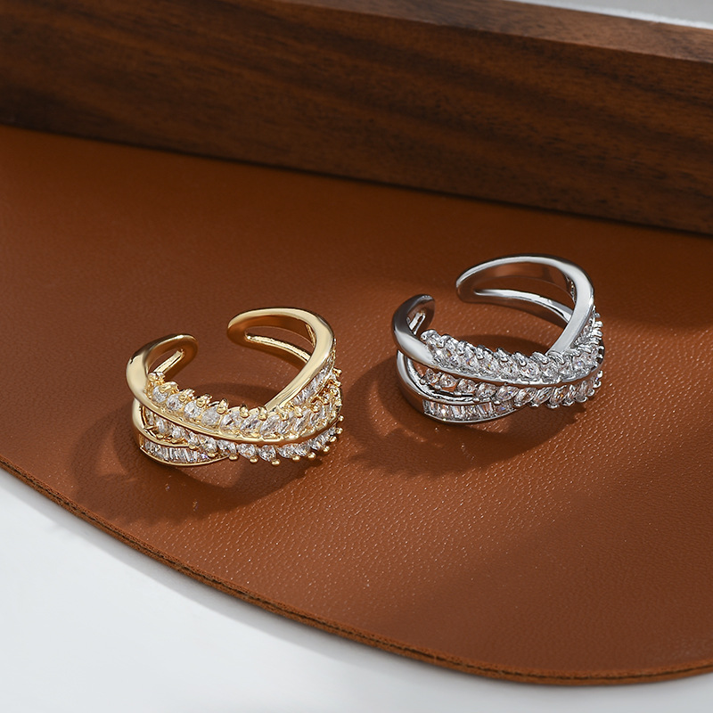 Elegante y lujoso su textura moda simple versátil anillo abierto todos los días versátil