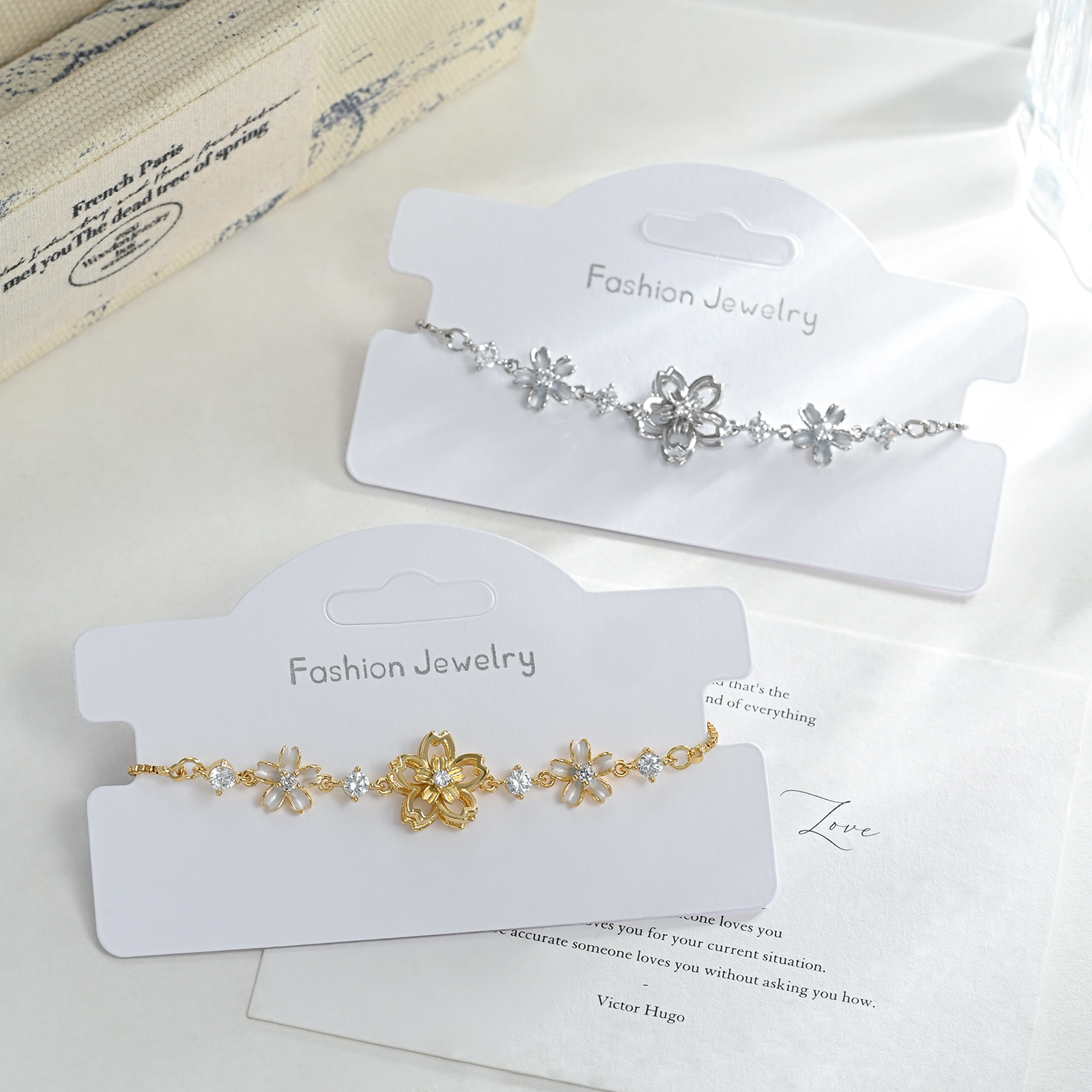 Wholesale of three-dimensional flower diamond snake bone bracelet, cherry blossom falling petal fine chain bracelet, fairy-like girl bracelet accessories