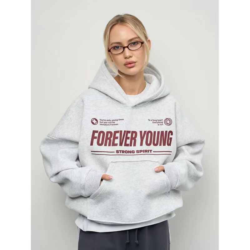 A new style of American-style fleece, versatile hooded, thickened, oversized retro autumn and winter jacket and hoodie