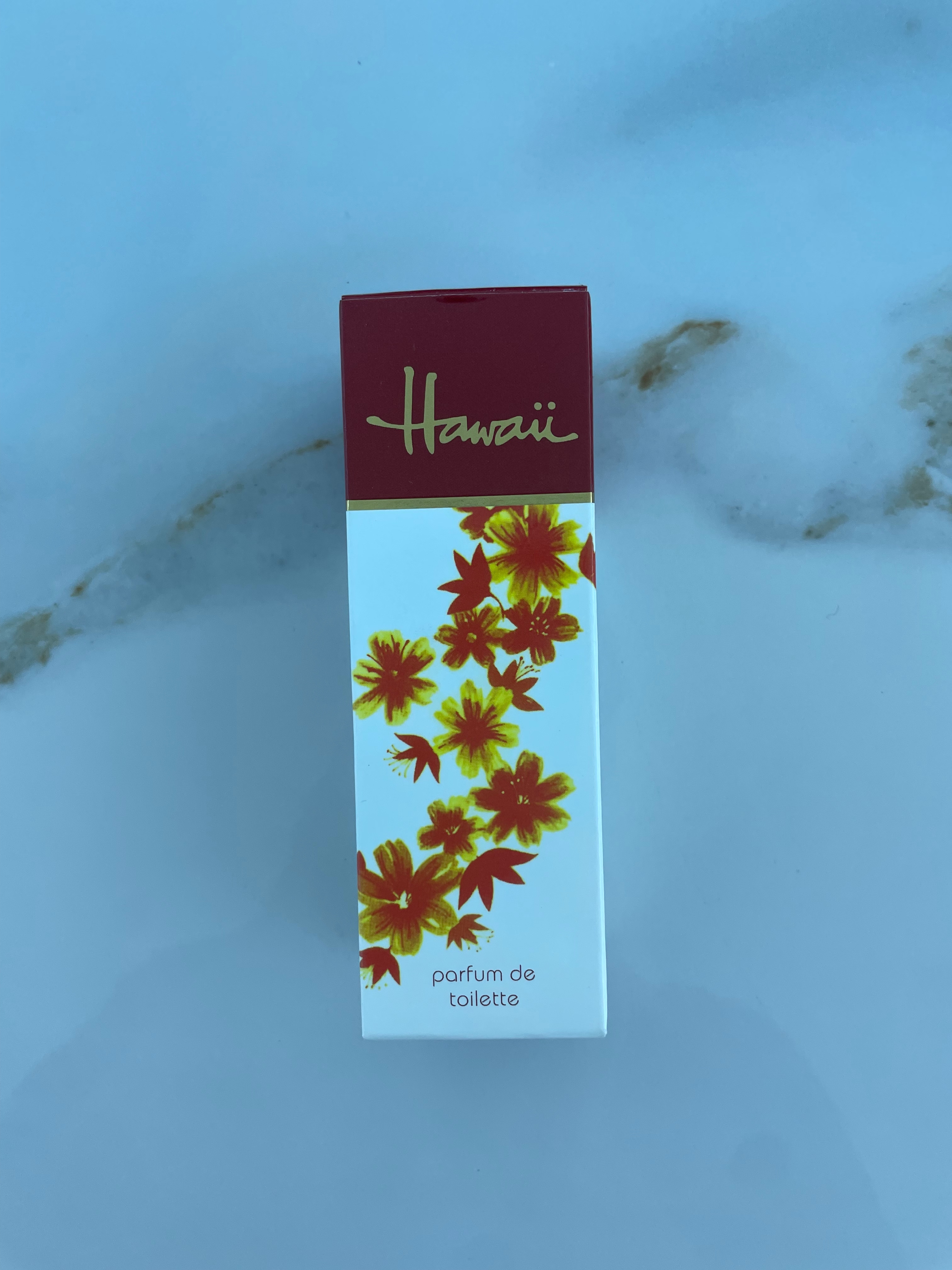إن العطور البرتقالية الصغيرة التي تشبه العطور راذاذ العطور، هي العطور طازجة ومستمرة للرجال والنساء details Picture