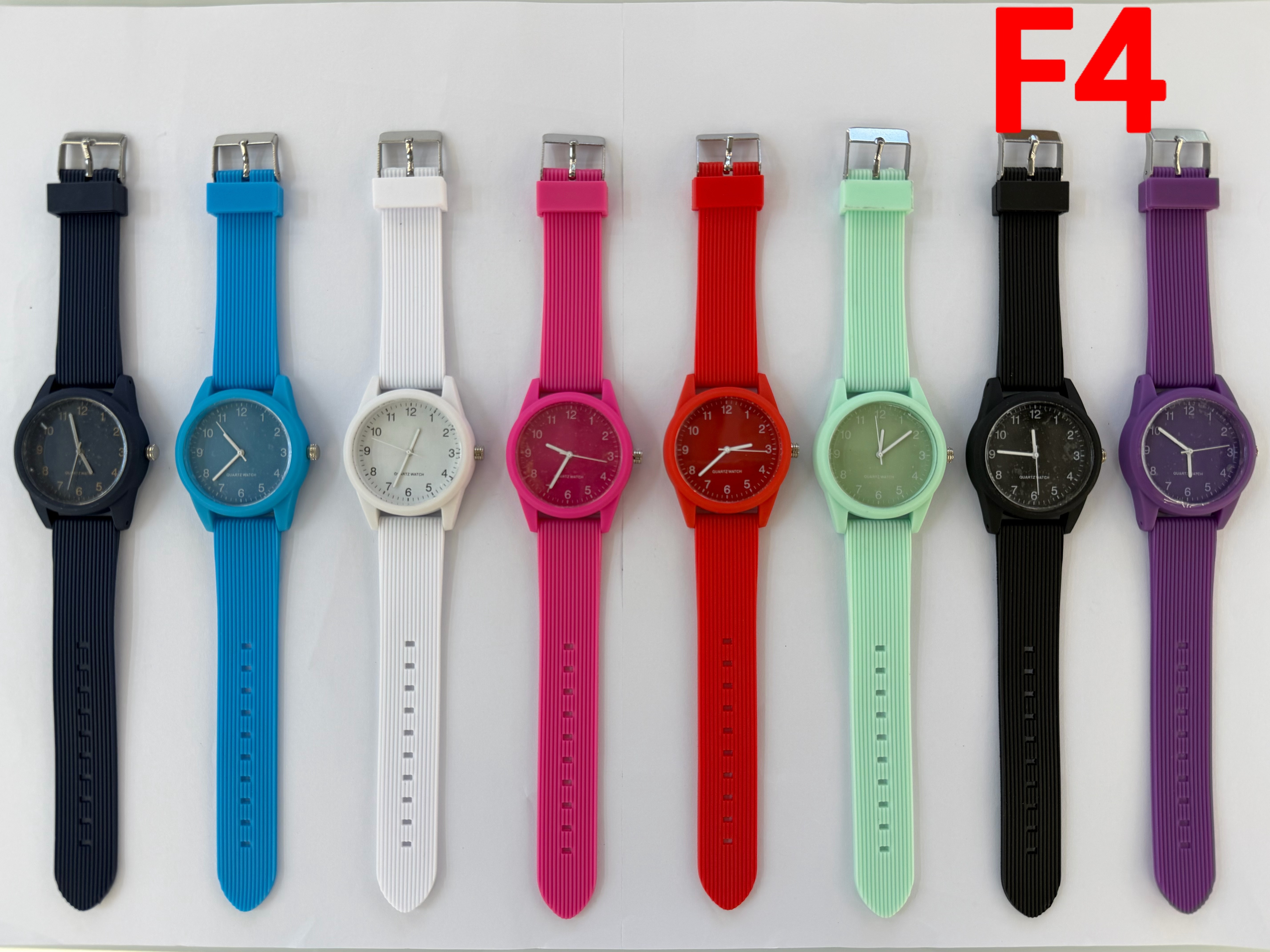 F4 moda touch watch caja de color embalaje diseño simple color dopamina reloj de cadena de cuarzo adecuado para uso diario comercio exterior al por mayor reloj de cadena simple reloj de pulsera cuarzo para hombres y mujeres estudiantes universal reloj de tendencia