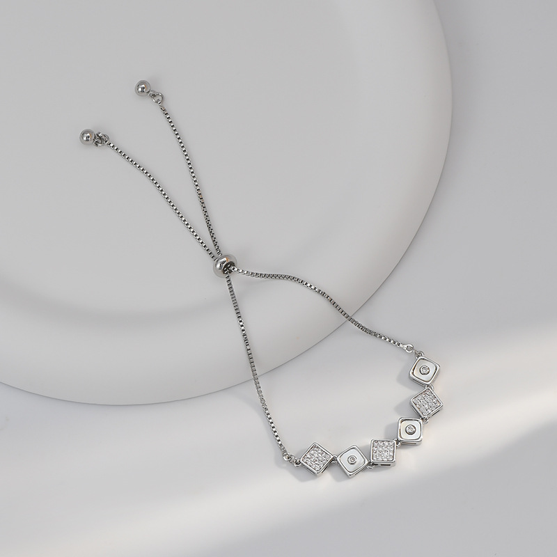 Madre llena de diamantes cuadrados pulsera extraíble mujer oro cuadrado marca de luz de lujo commuter versátil pulsera details Picture