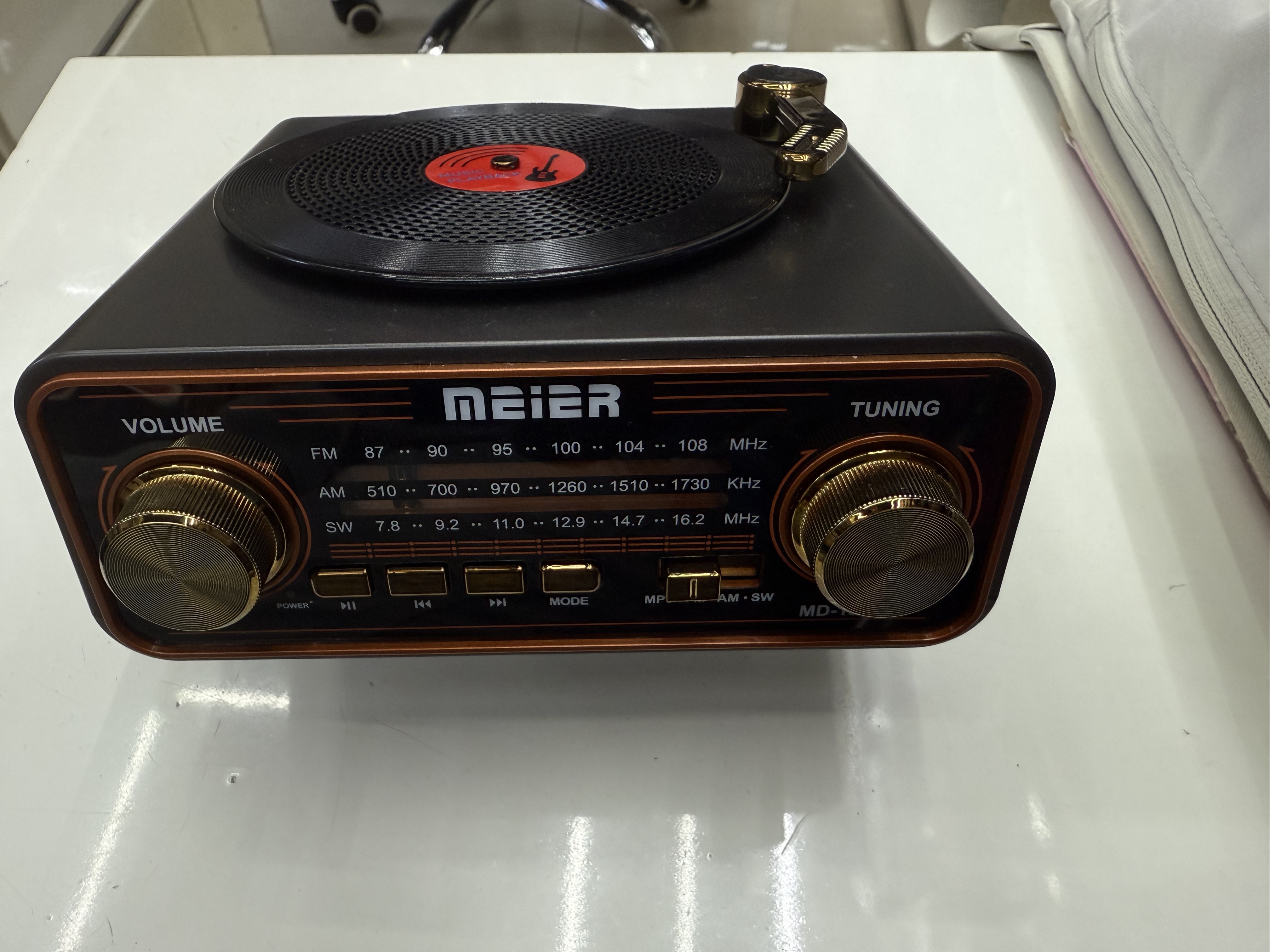 The MD-1320BT, MD-1217BT, and MD-1317 are new retro radio Bluetooth speakers with multi-functional and multi-band designs, featuring a nostalgic and antique gramophone style