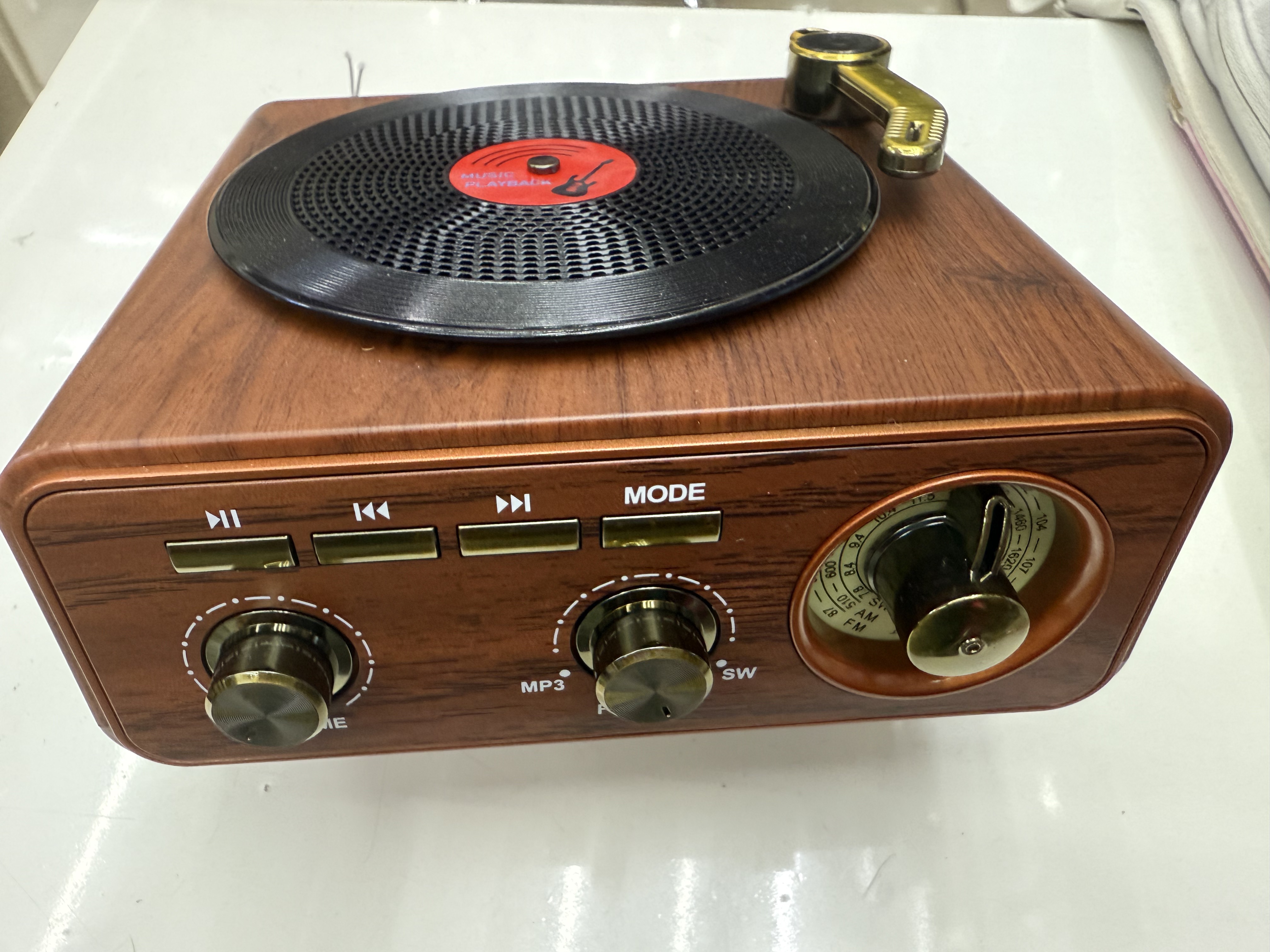 The MD-1320BT, MD-1217BT, and MD-1317 are new retro radio Bluetooth speakers with multi-functional and multi-band designs, featuring a nostalgic and antique gramophone style Specification image