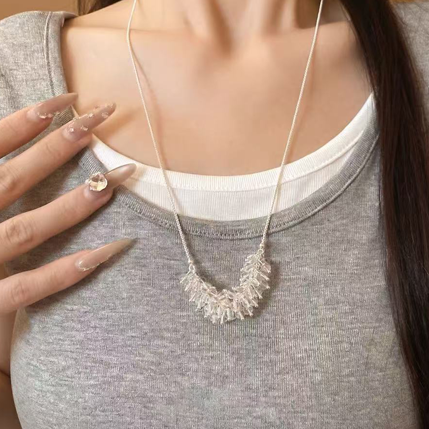Niche clear beaded curved necklace mujeres silver smile estilo claro a través de hielo roto sensación de verano magia cadena de clavícula fuente Specification image