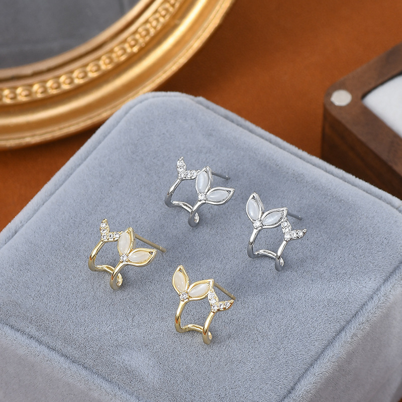 Golden opal nuevos brotes en forma de C pendientes para mujeres nuevo estilo chino primavera germinación niche temperamento pendientes