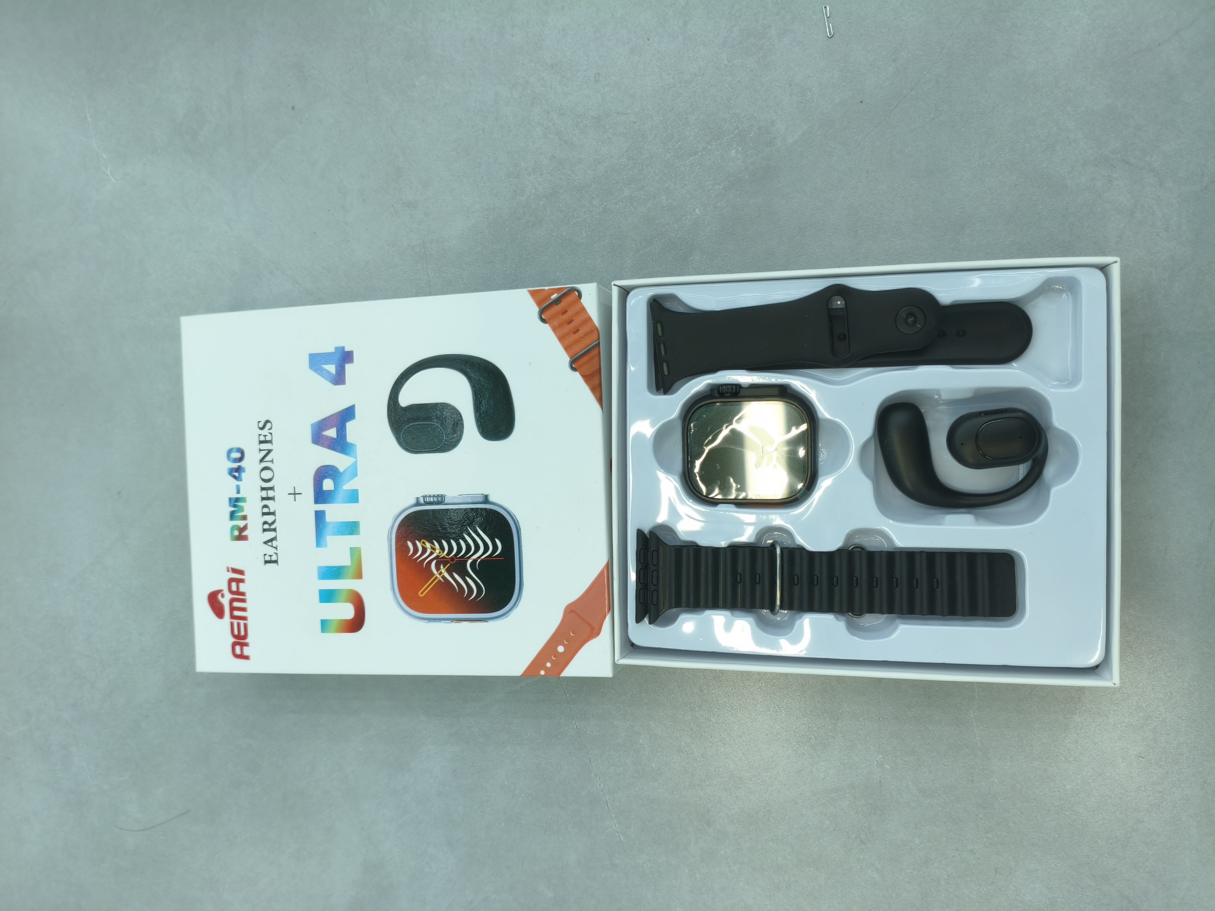 AEMAI RM40 Smartwatch Set Ultra4 Smartwatch + Open Bluetooth Headphones Dual Strap Gift Box Set detail image 2