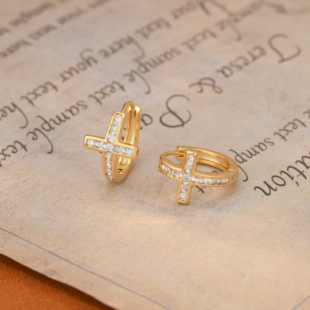 Golden cross diamond-encrusted large ear ring earrings are fashionable, versatile and elegant. Women's stud earrings Specification image