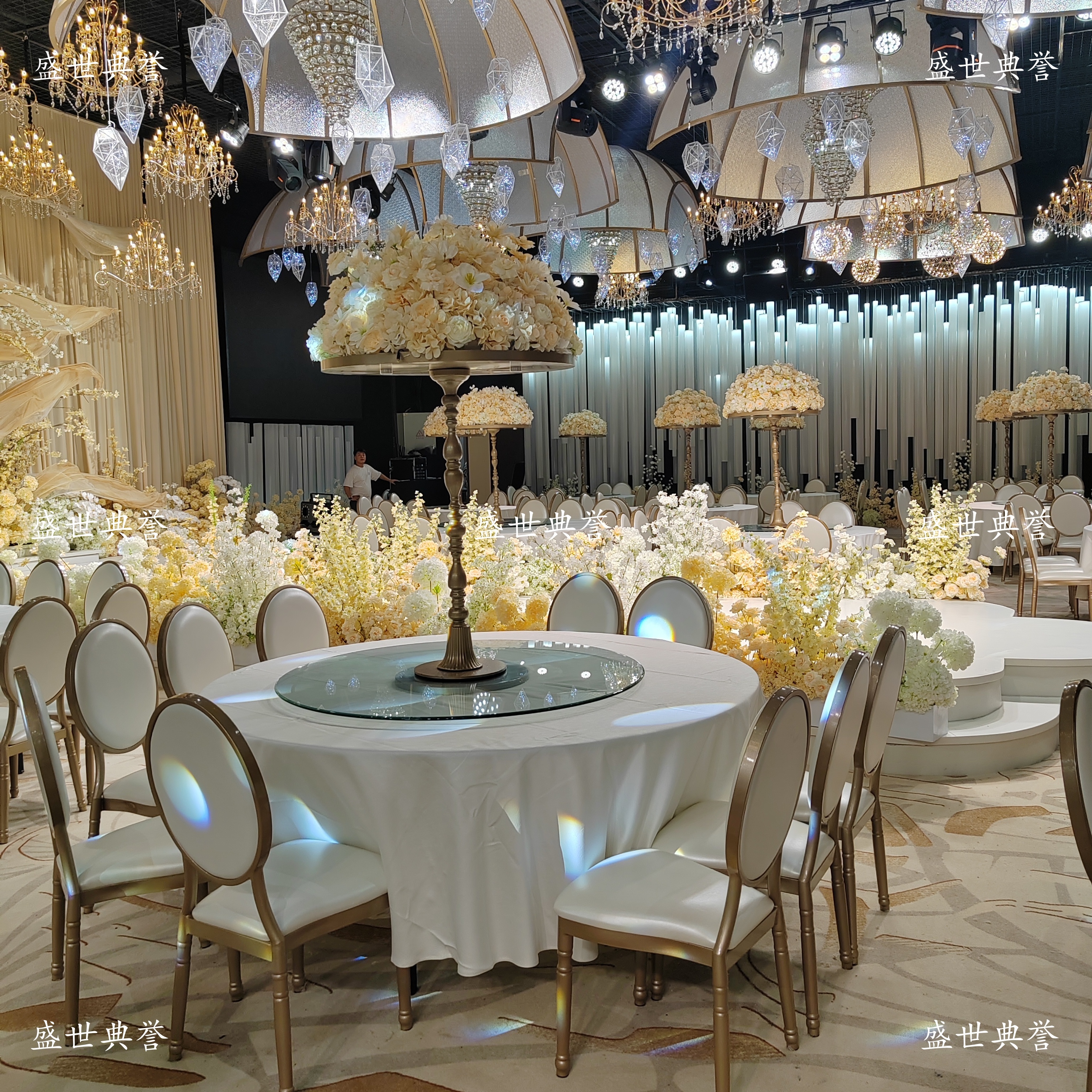 Centro internacional de convenciones jiaxing muebles de banquete hotel banquete temático metal redondo espalda silla restaurante banquete de boda silla de sol