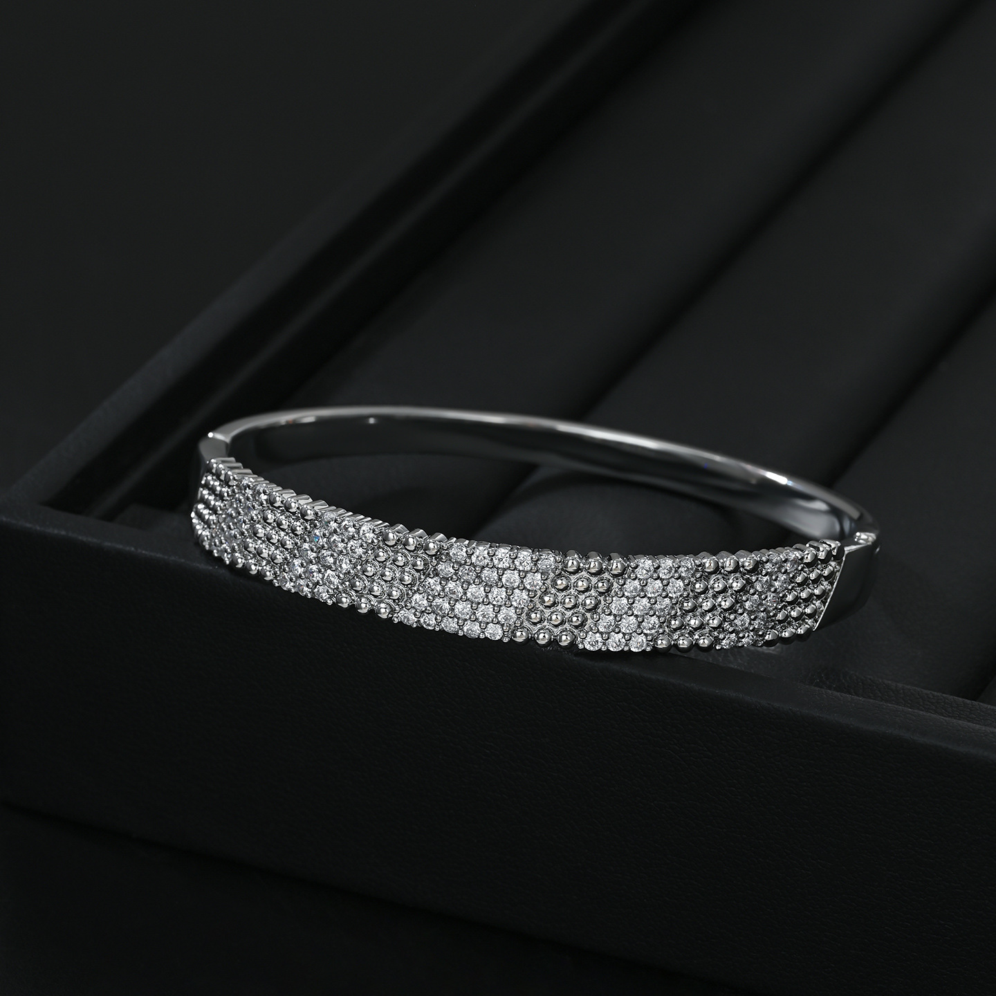 Industria pesada versión ancha oro hebilla pulsera mujeres luz pulsera de lujo banquete vestido moda artículos details Picture